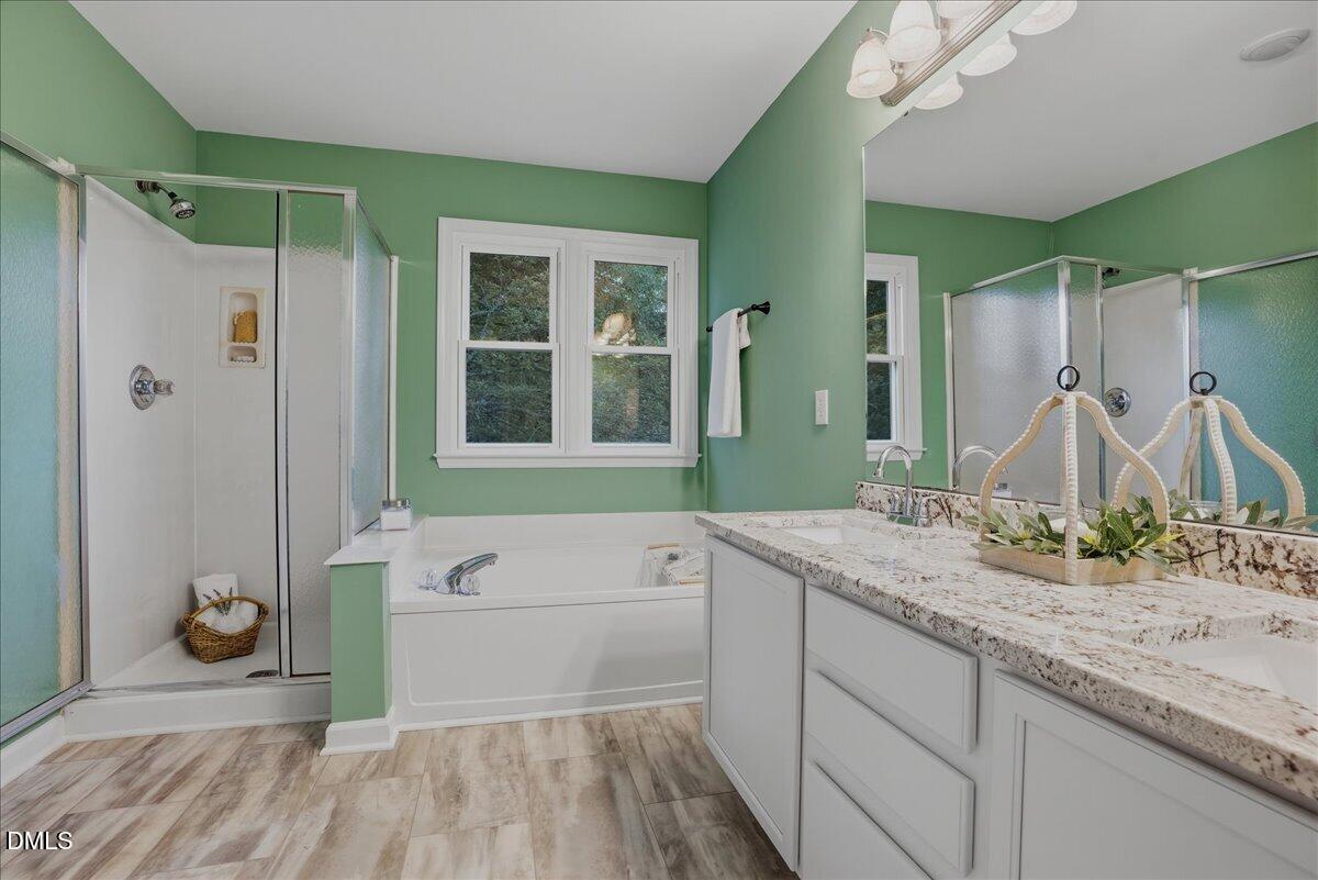 101 Streamview Drive Property Photo 17