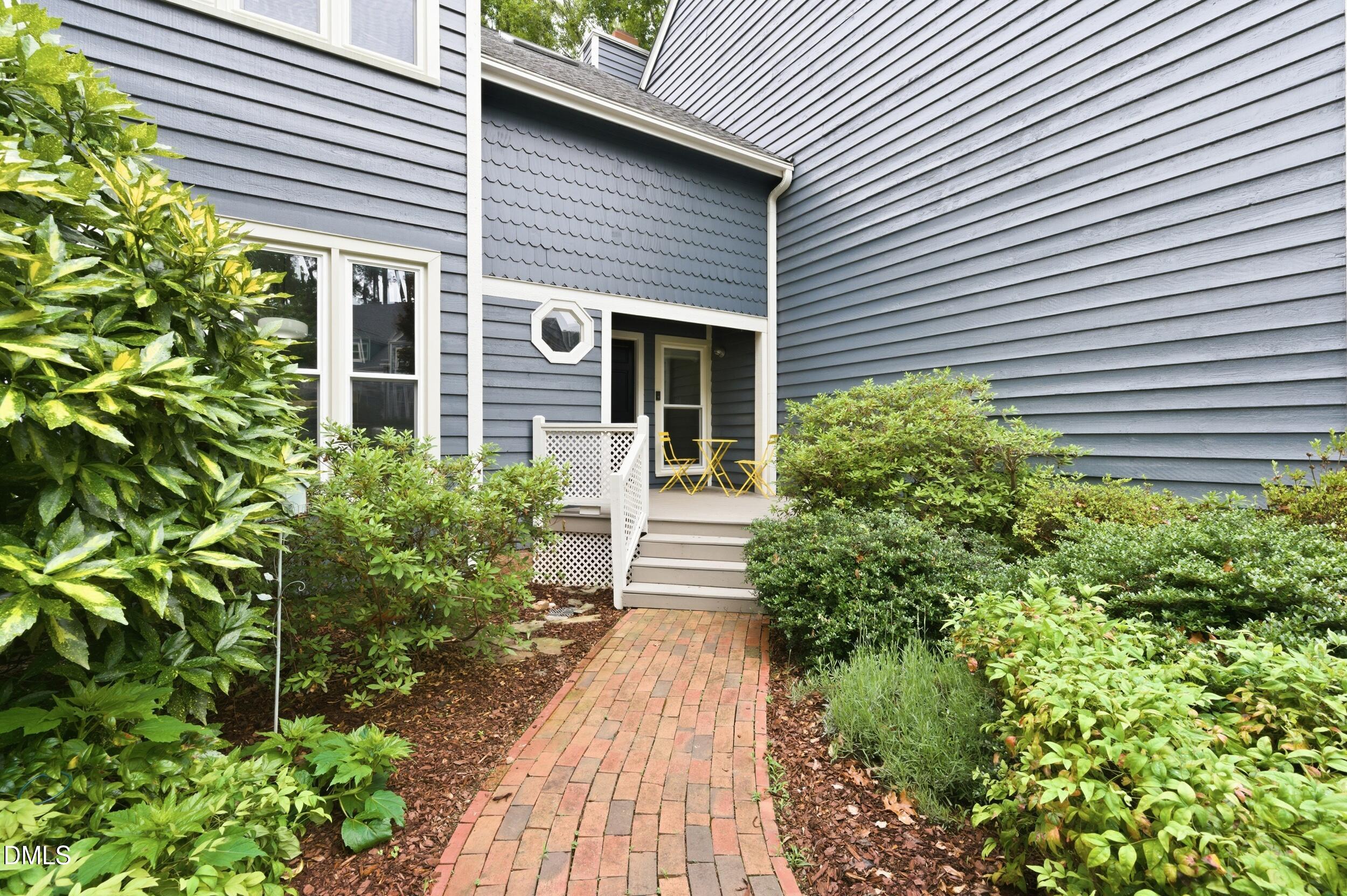 7523 Wellesley Park S Property Photo 55
