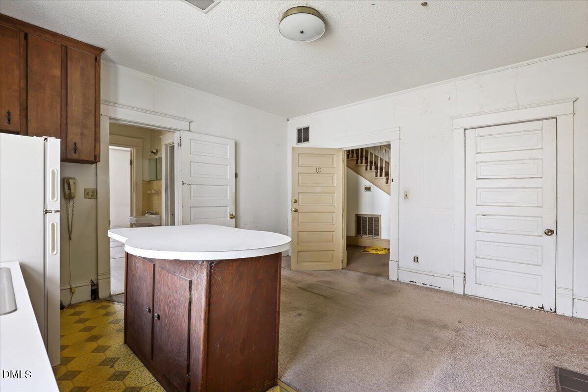 206 E Church Street Property Photo 24