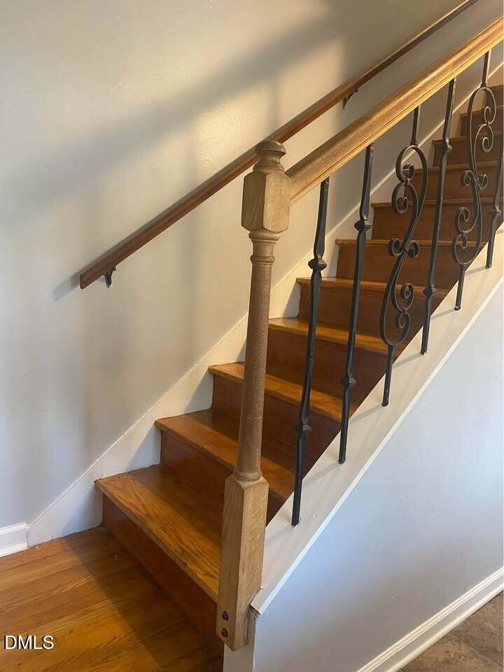 2021 Waters Drive Property Photo 11