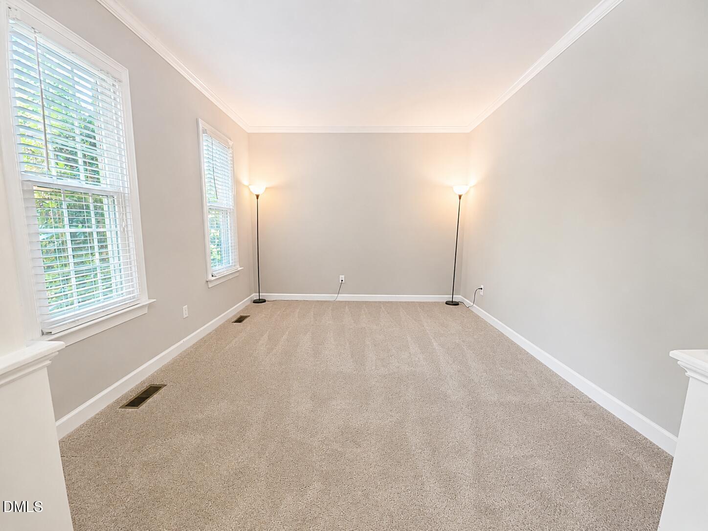 1003 Inglenook Place Property Photo 16