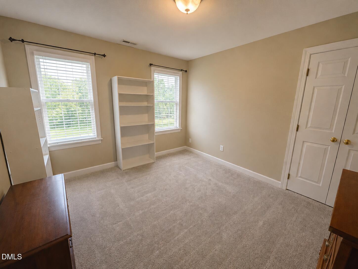 1003 Inglenook Place Property Photo 28
