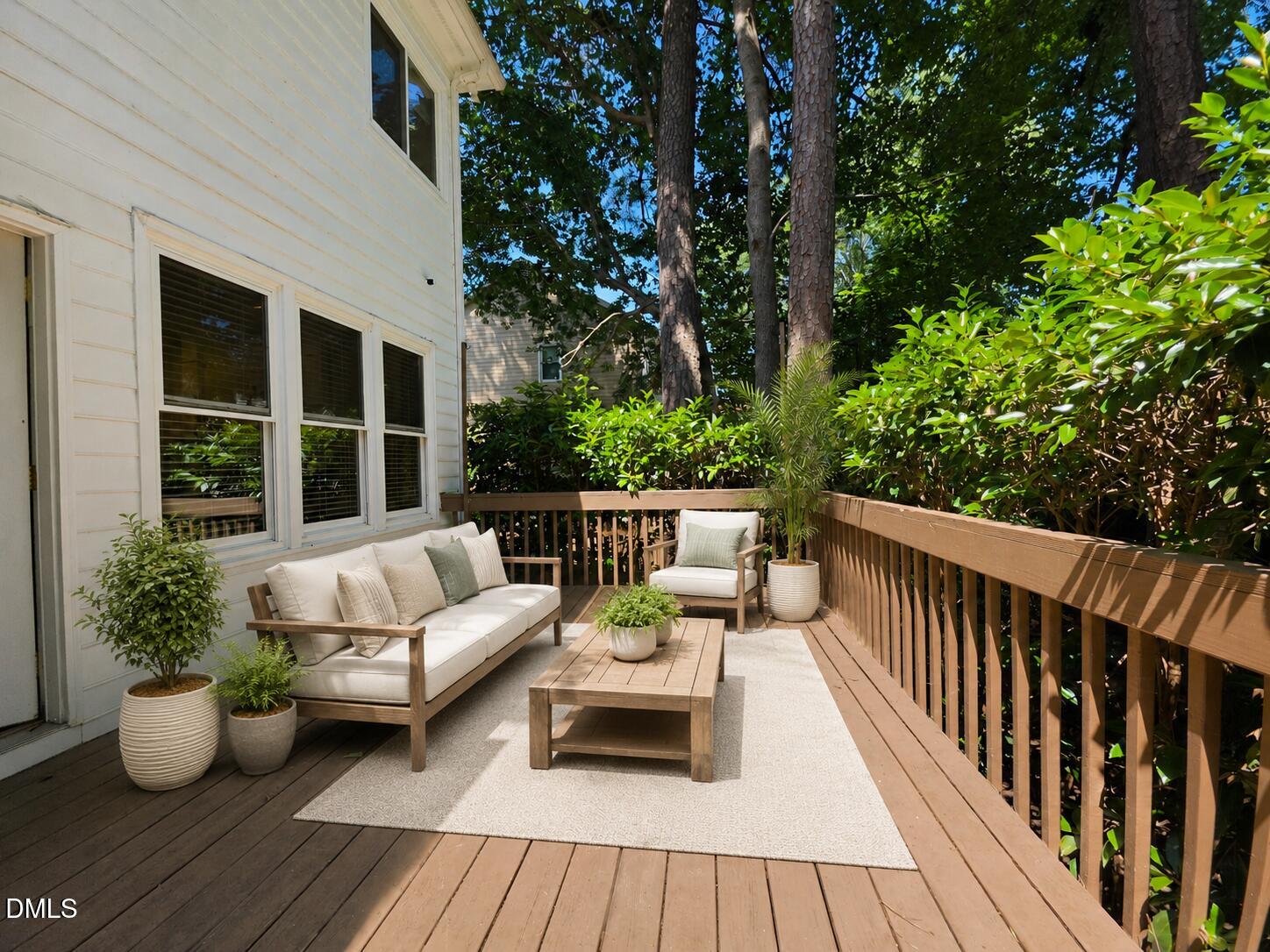 1003 Inglenook Place Property Photo 31