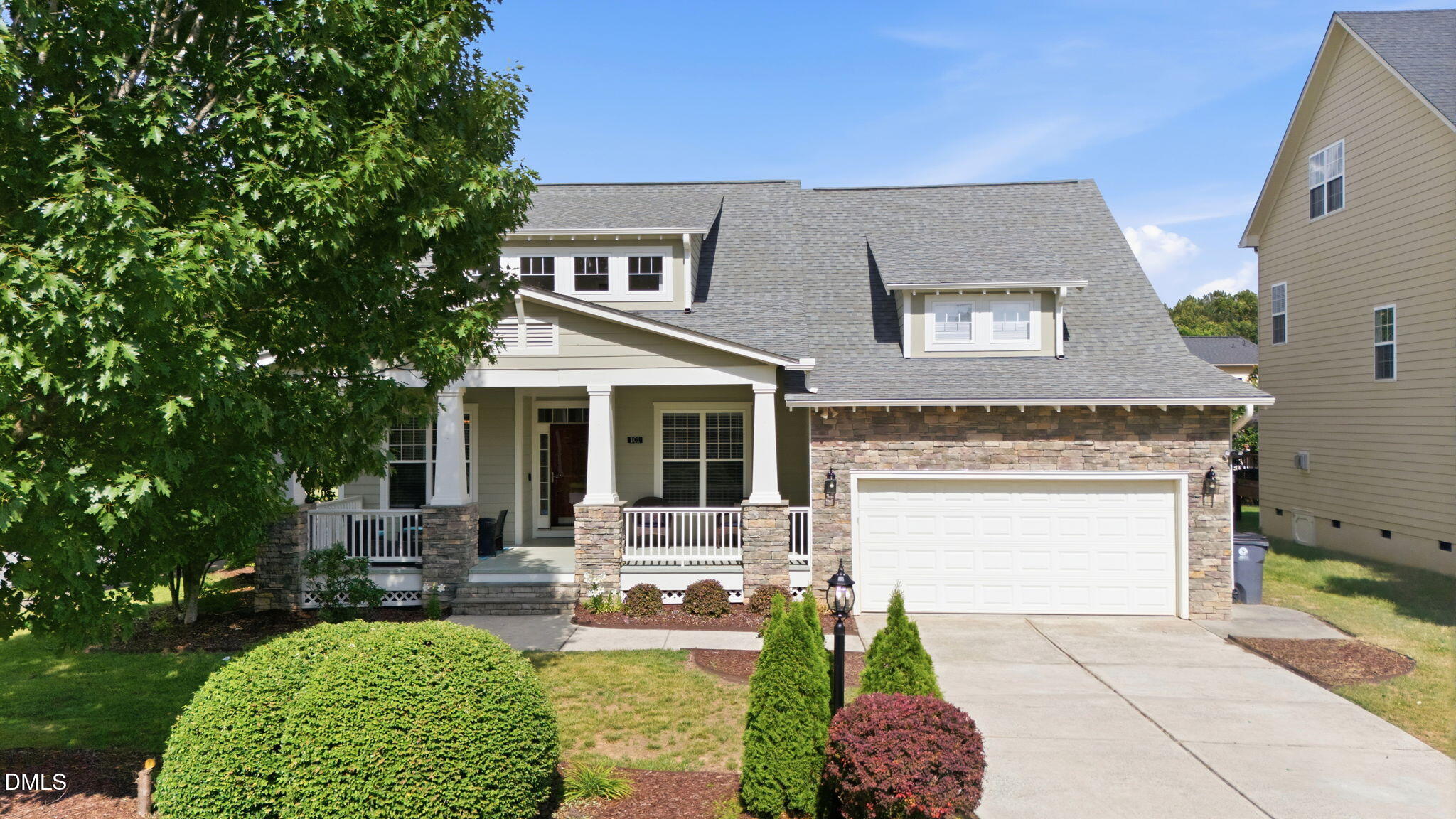 101 Bayless Ridge Court Property Photo 4