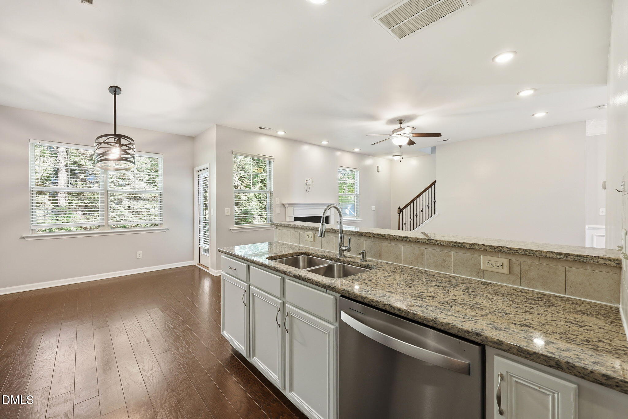 100 Torrey Heights Lane Property Photo 11