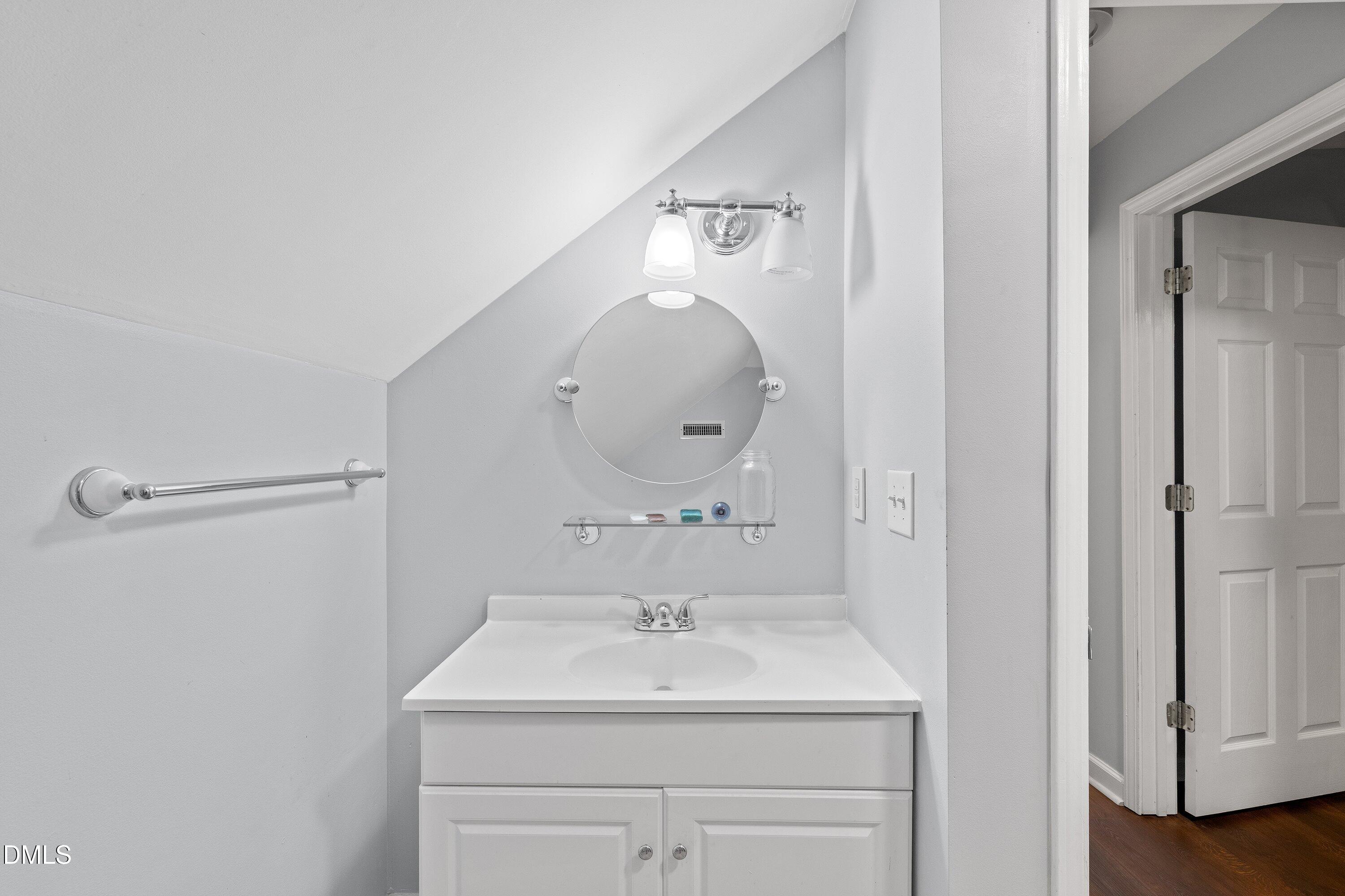 2802 Camfield Place Property Photo 30