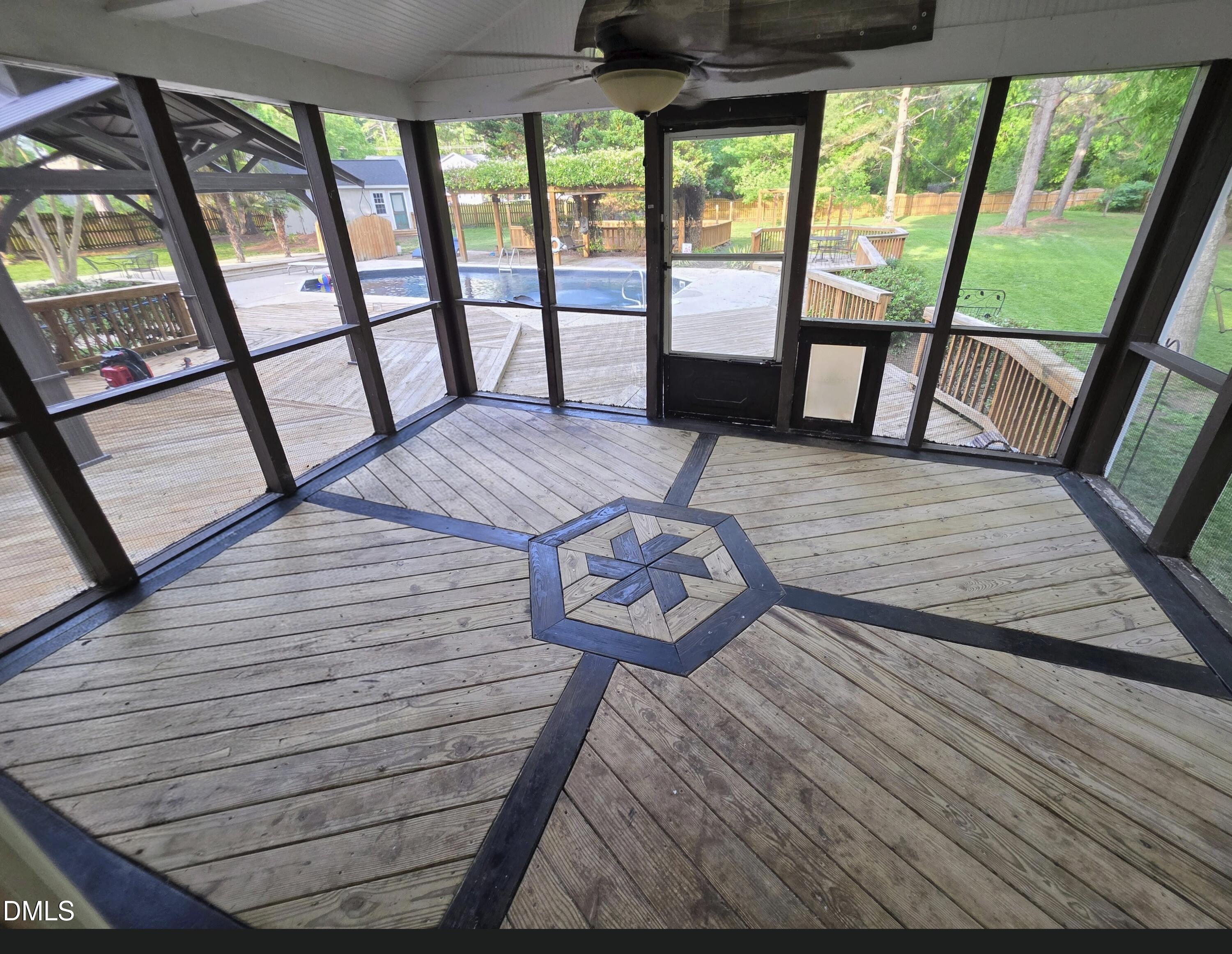 2802 Camfield Place Property Photo 33