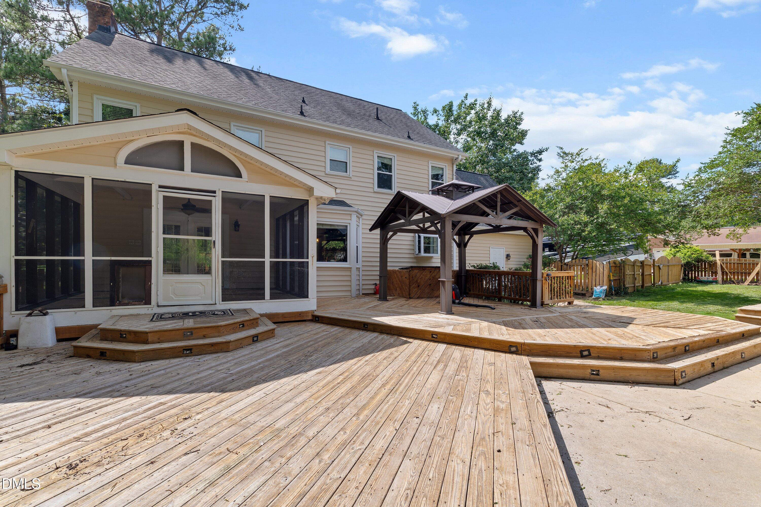 2802 Camfield Place Property Photo 38