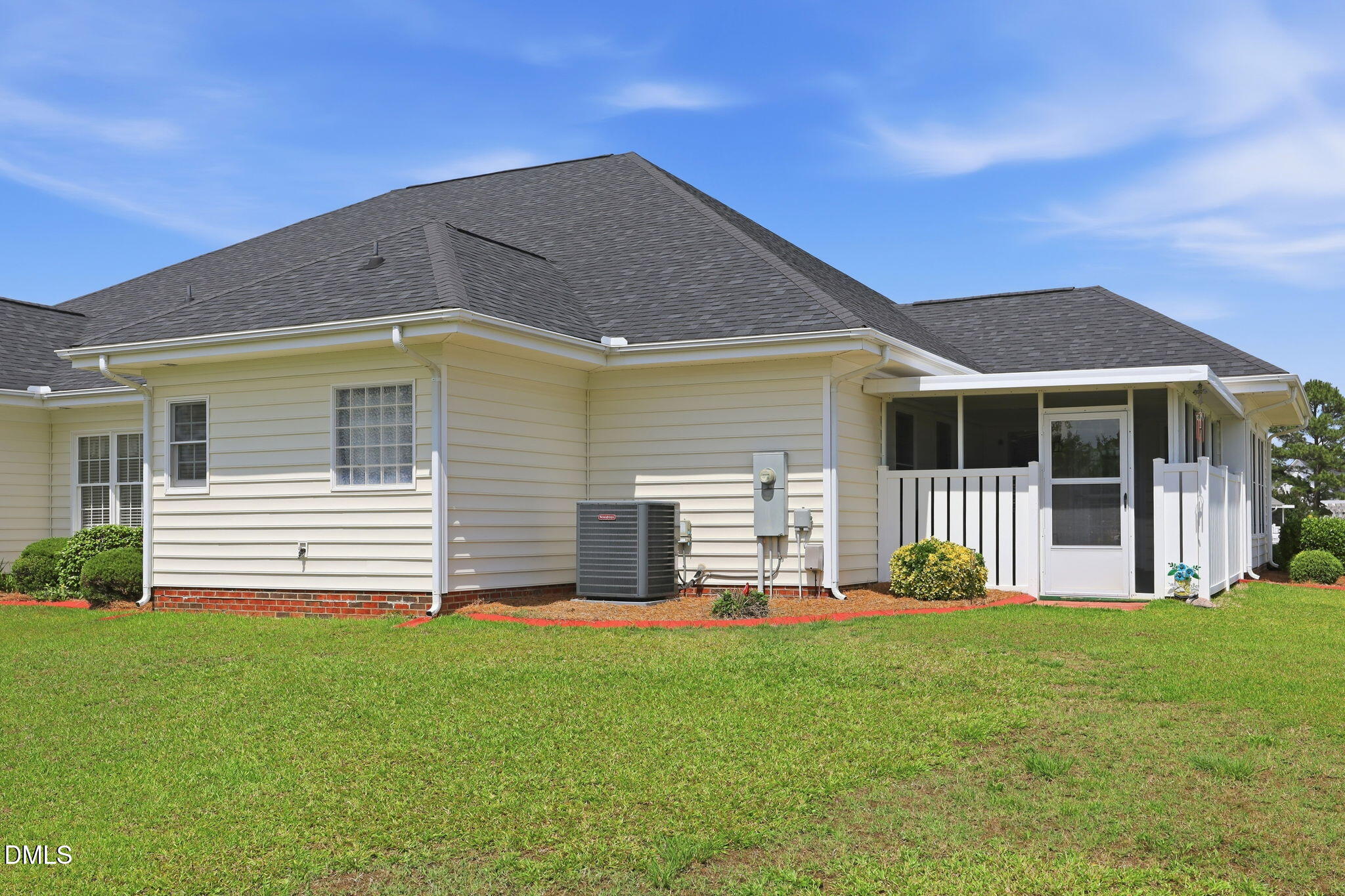 150 Glen Almond Court Property Photo 3