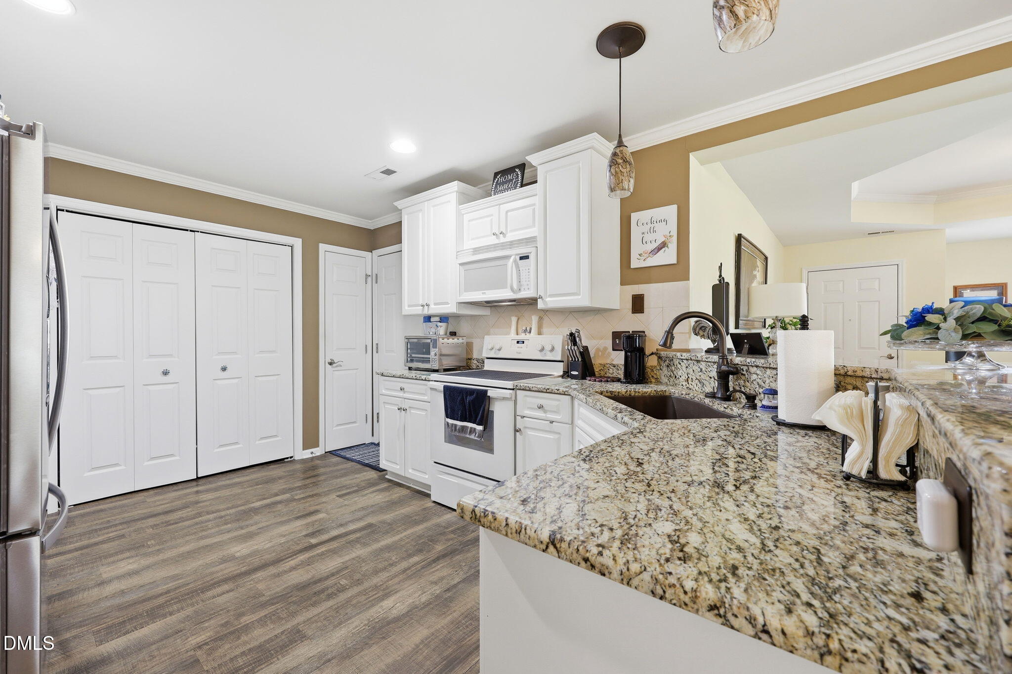 150 Glen Almond Court Property Photo 14
