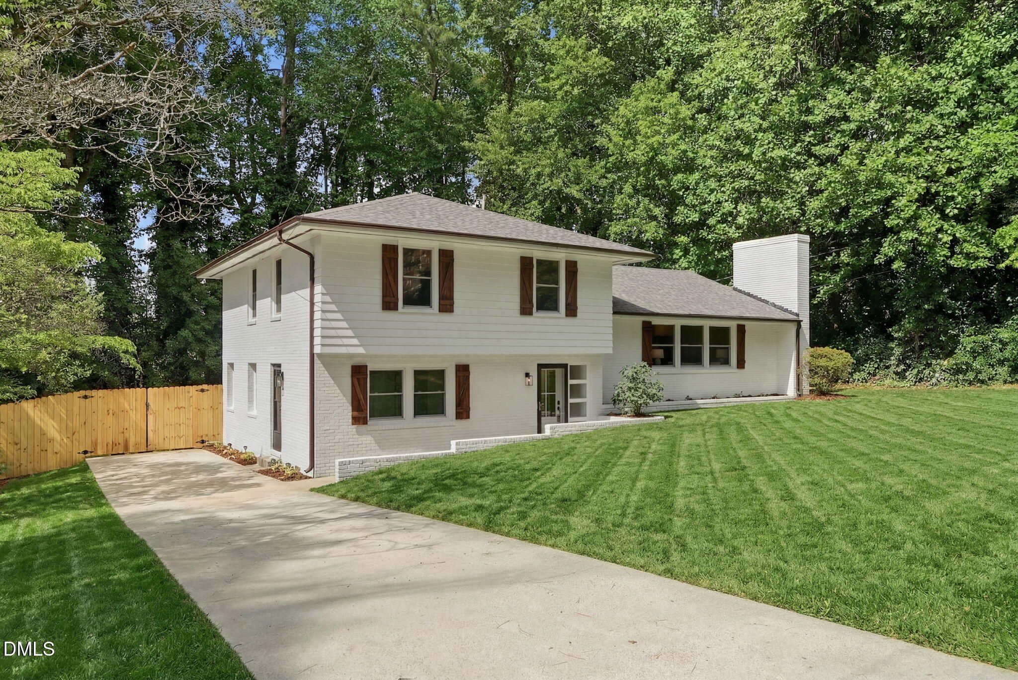 1810 Varnell Avenue Property Photo 2
