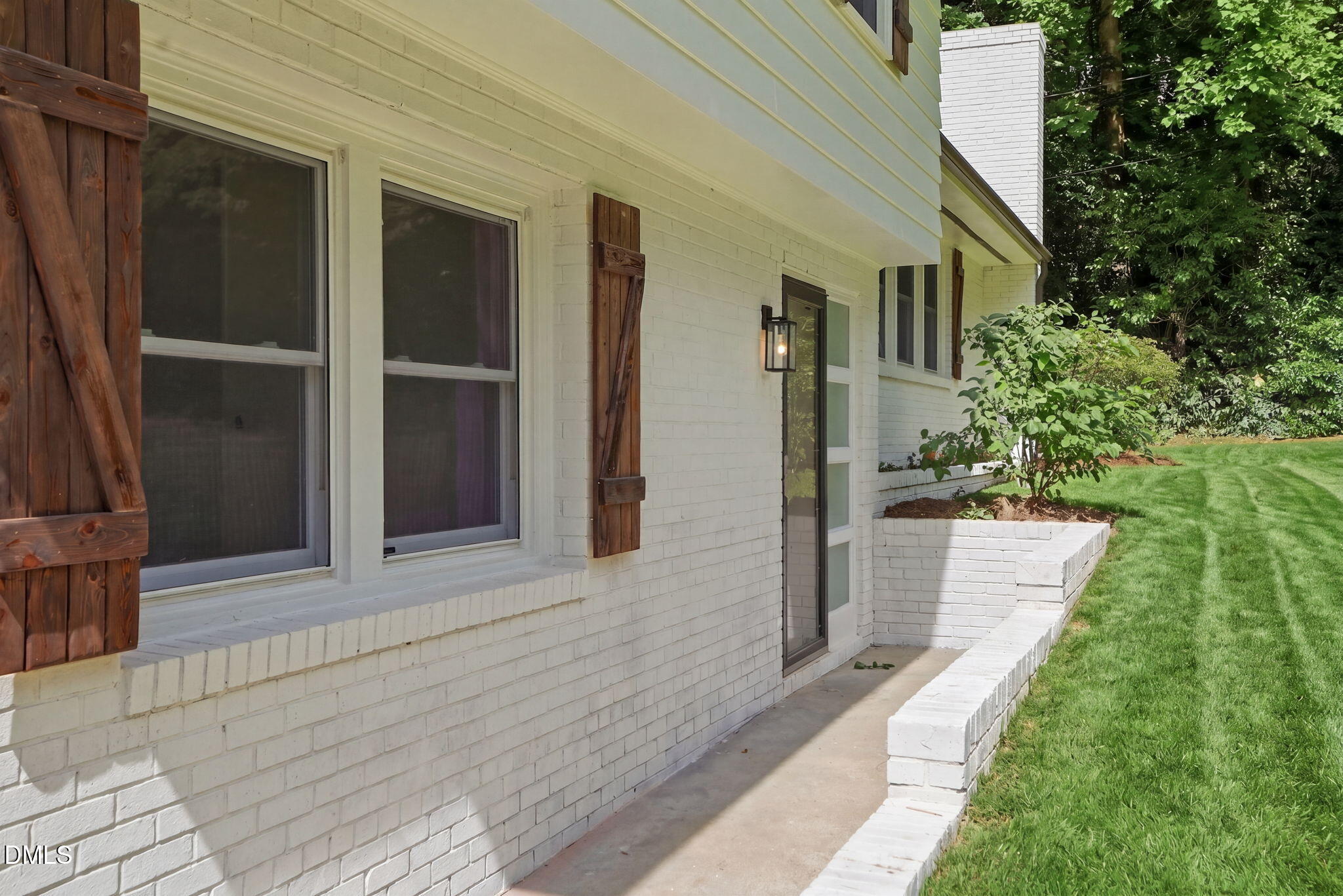 1810 Varnell Avenue Property Photo 4
