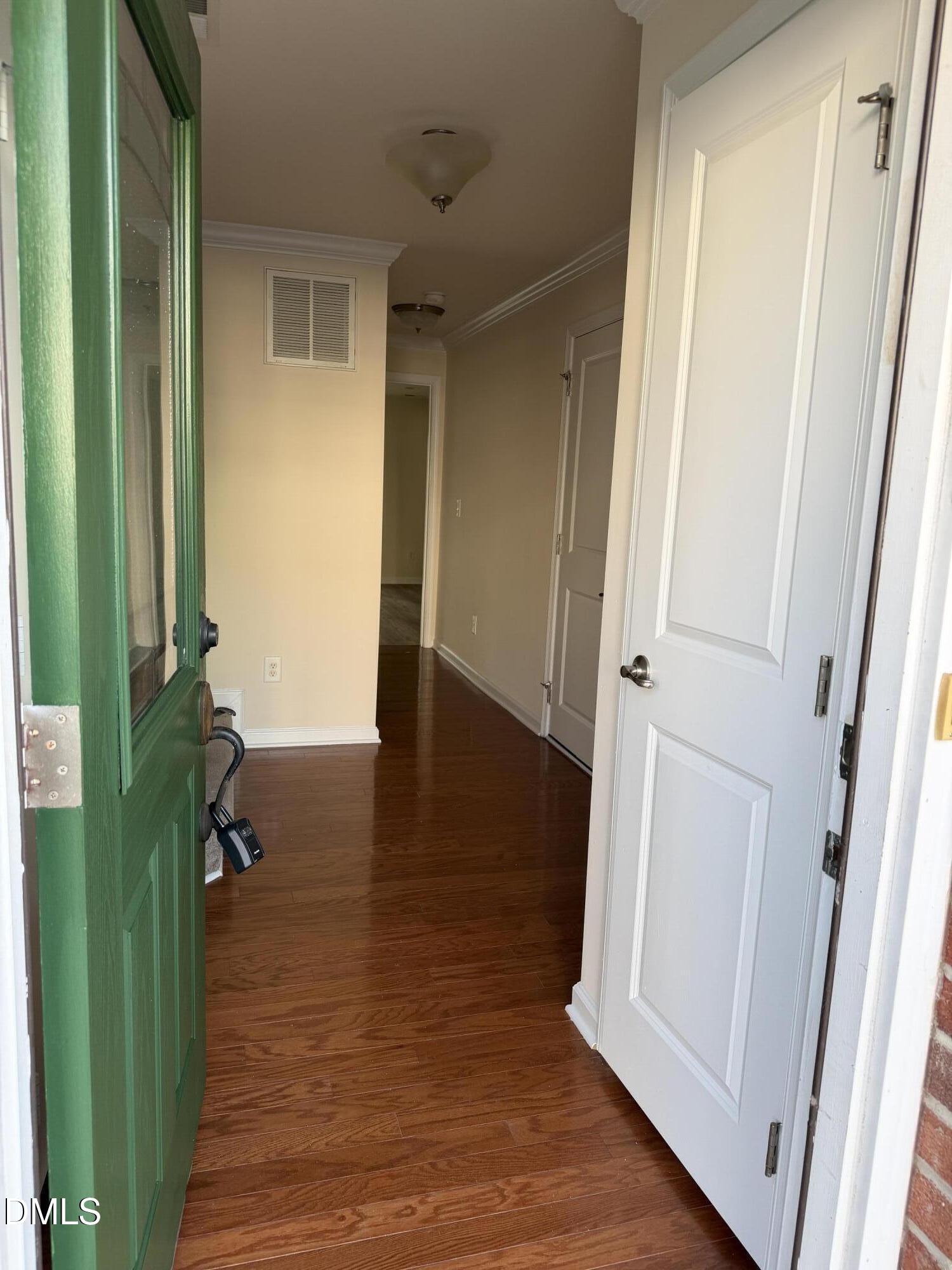 717 Suffield Way Property Photo 3