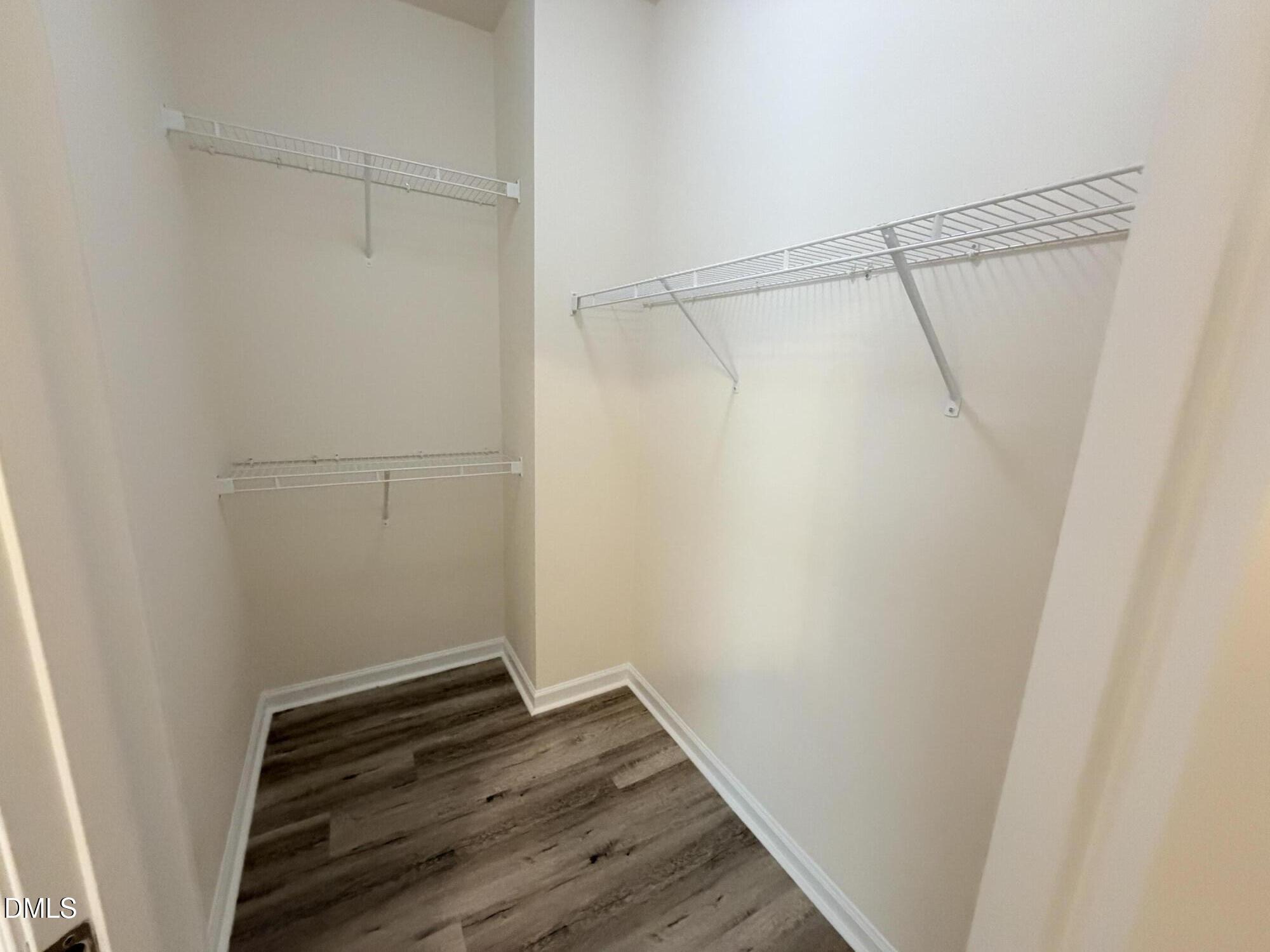 717 Suffield Way Property Photo 16