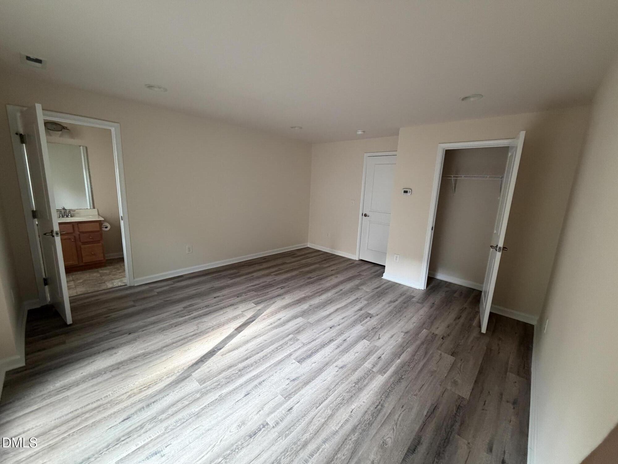 717 Suffield Way Property Photo 18