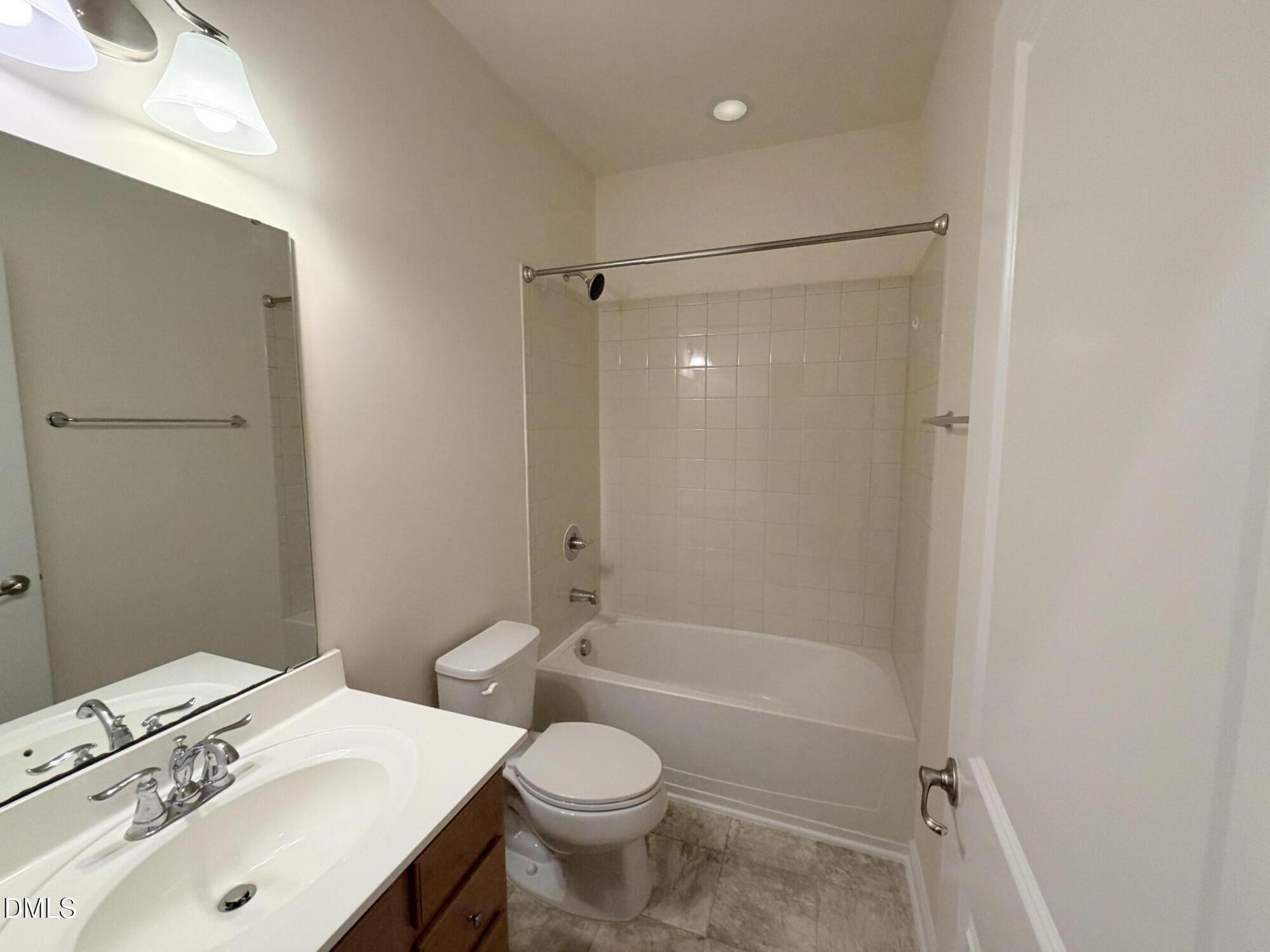 717 Suffield Way Property Photo 25