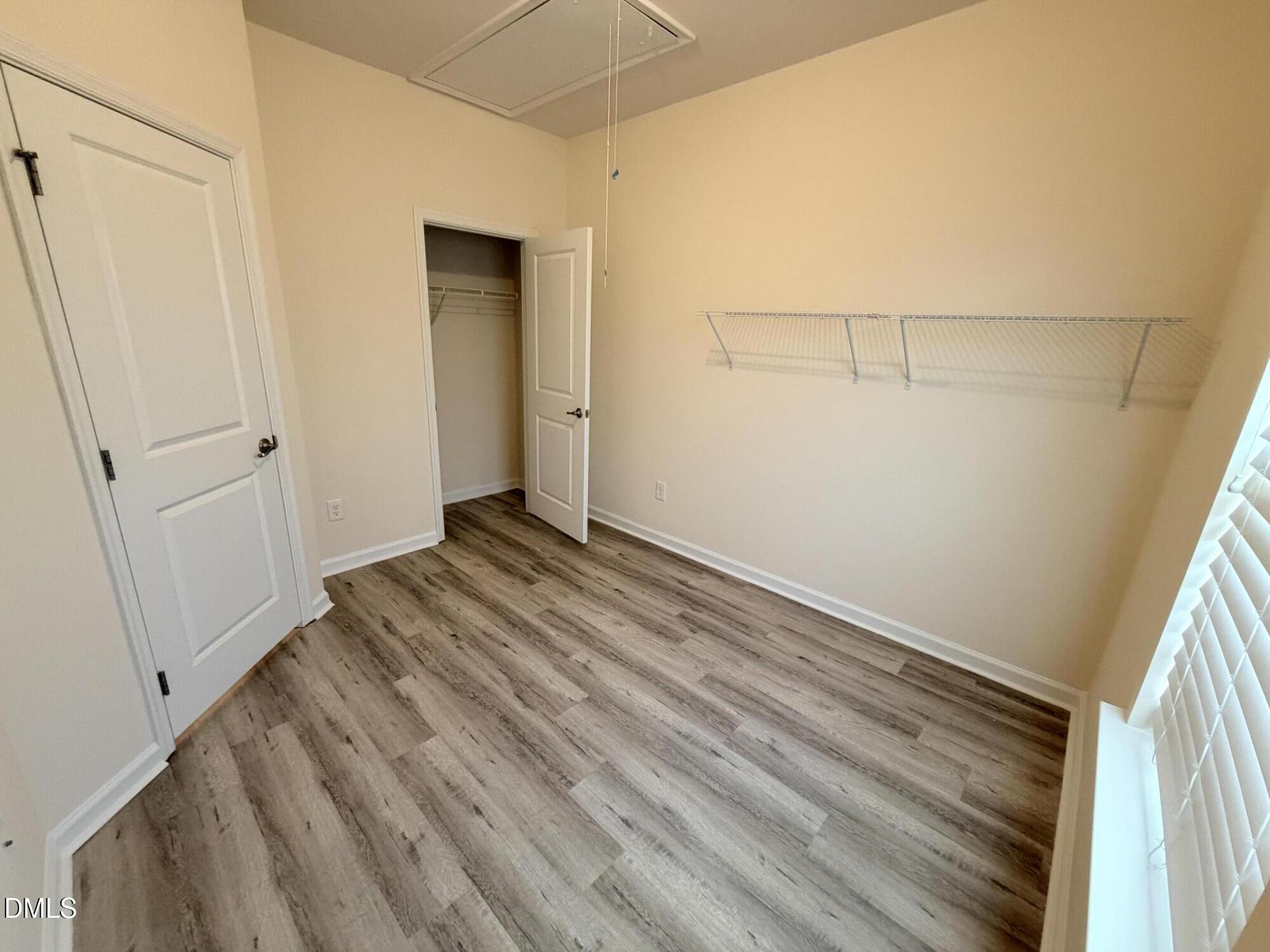 717 Suffield Way Property Photo 27