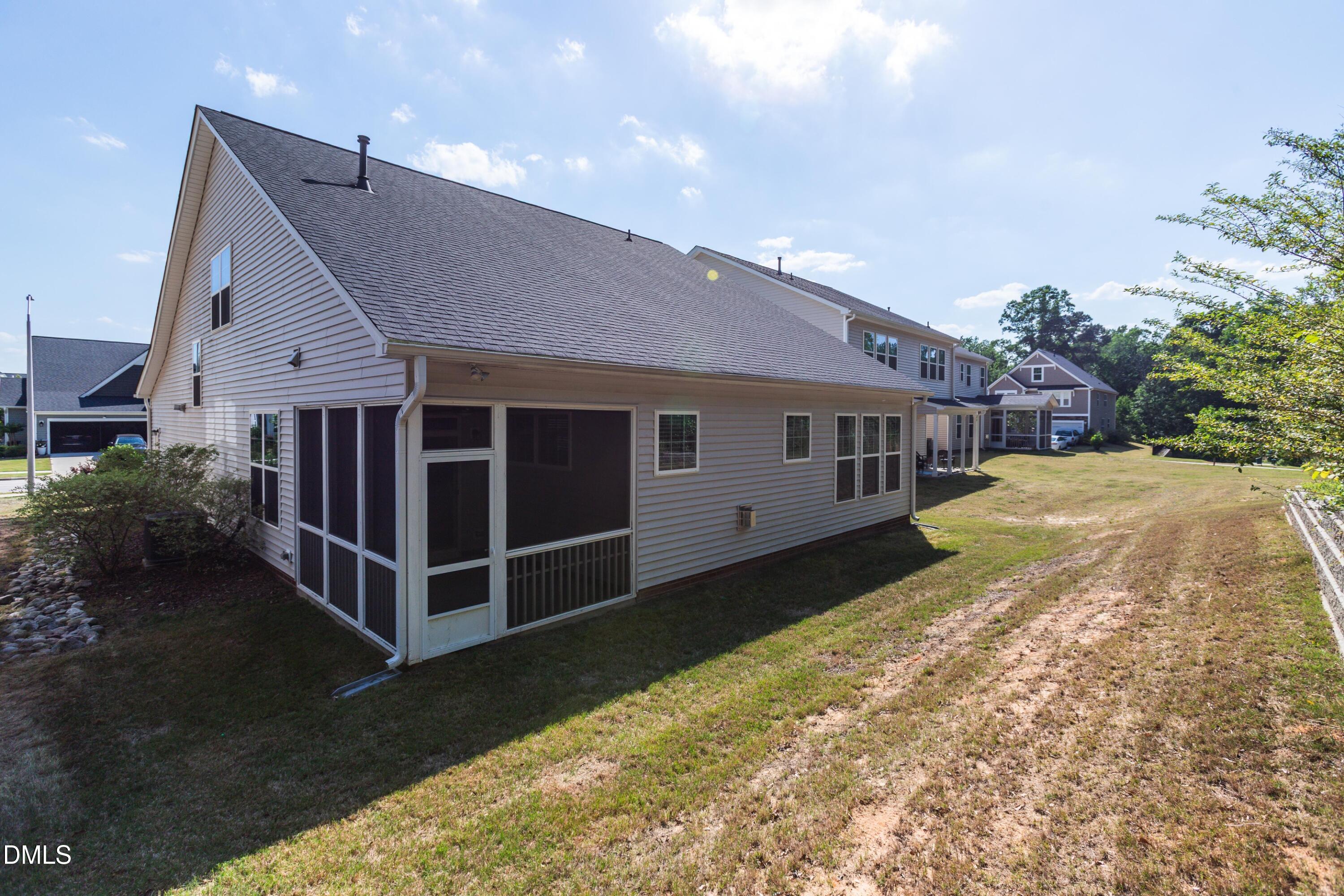 154 Durie Way Property Photo 31
