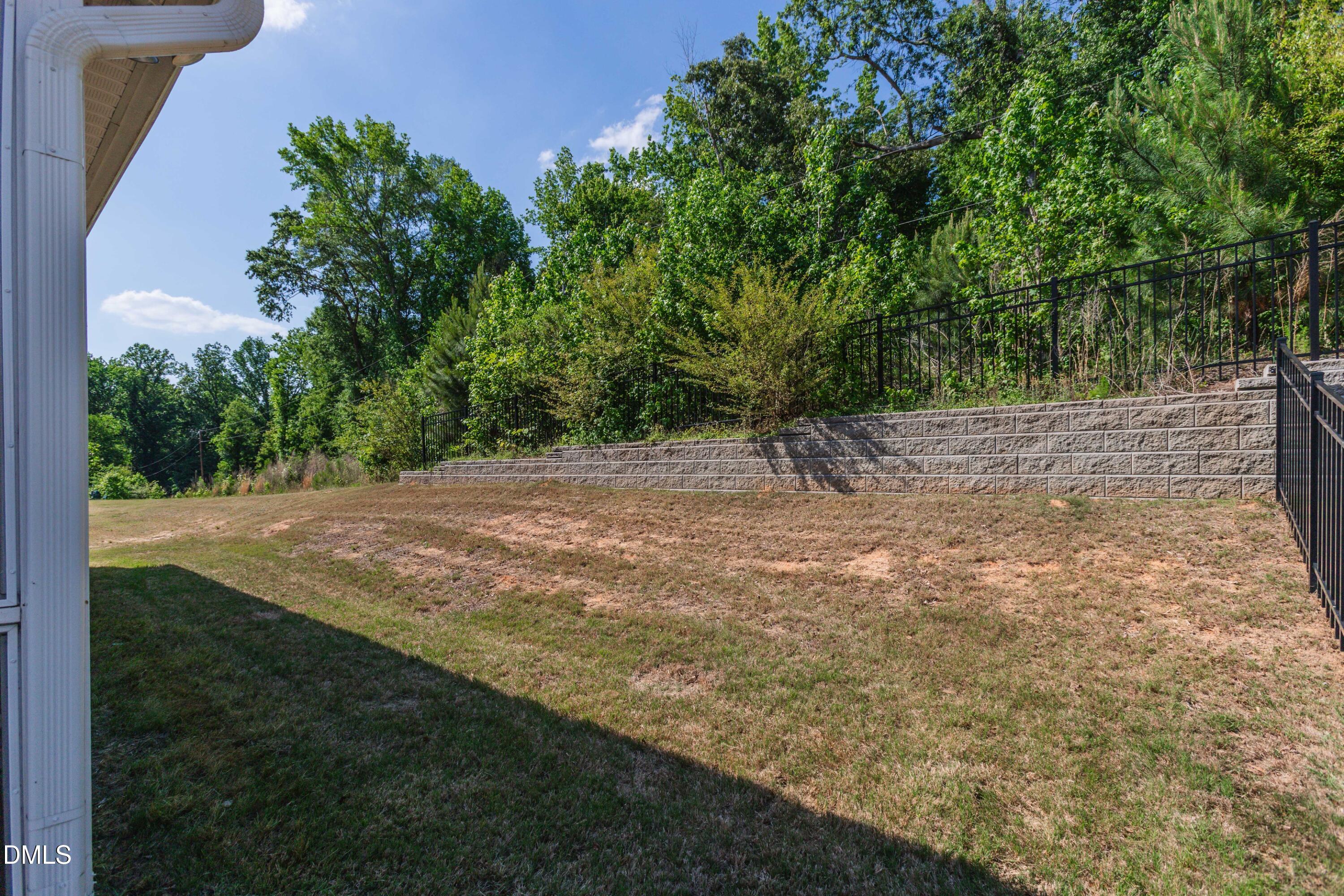 154 Durie Way Property Photo 33