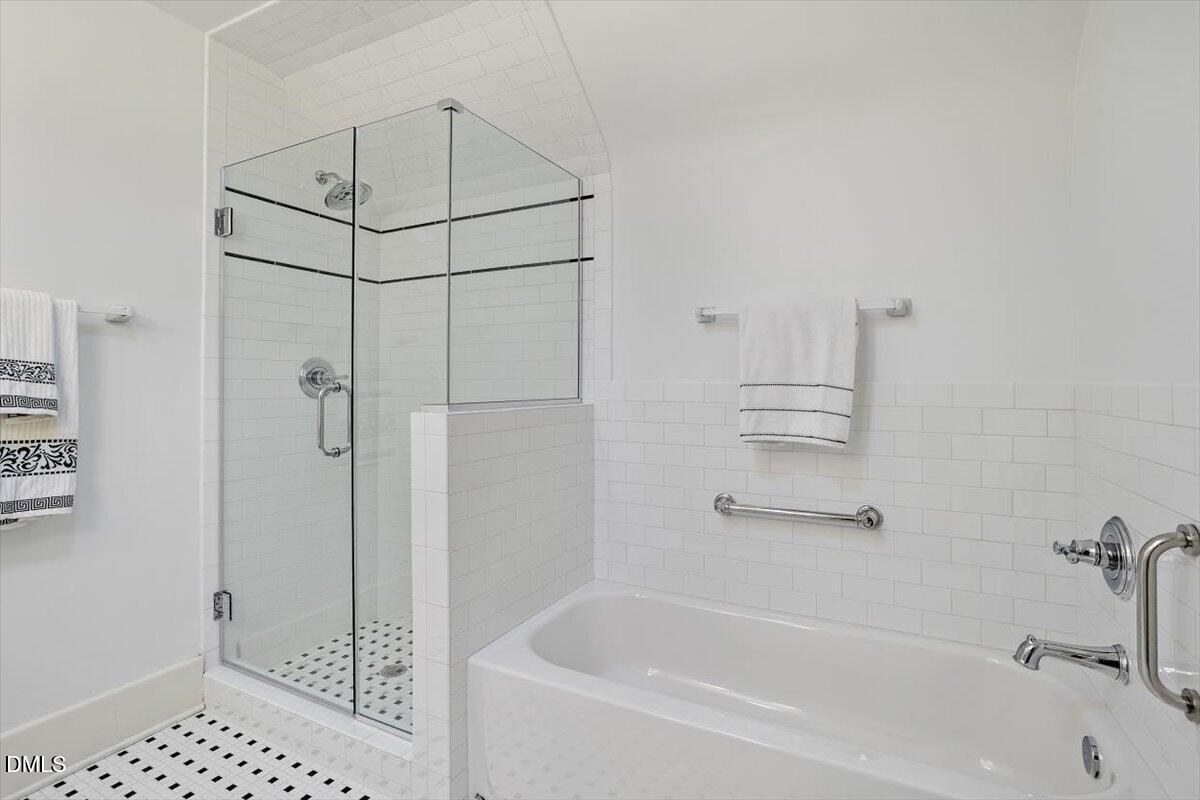 2626 Dover Road Property Photo 37