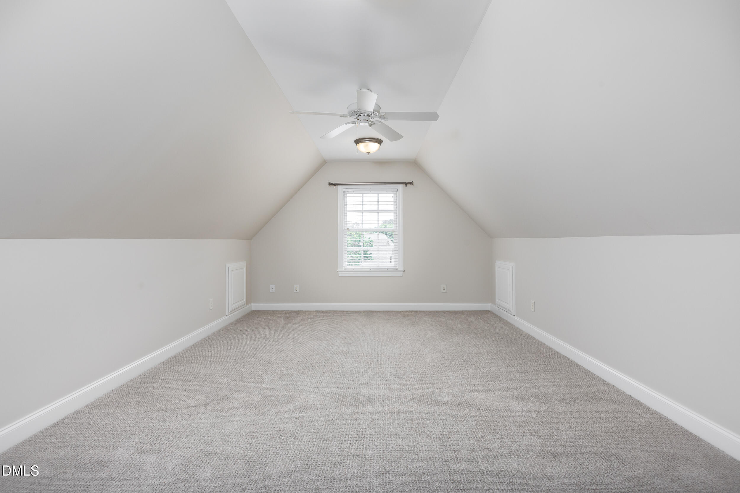 12 Crail Court Property Photo 54