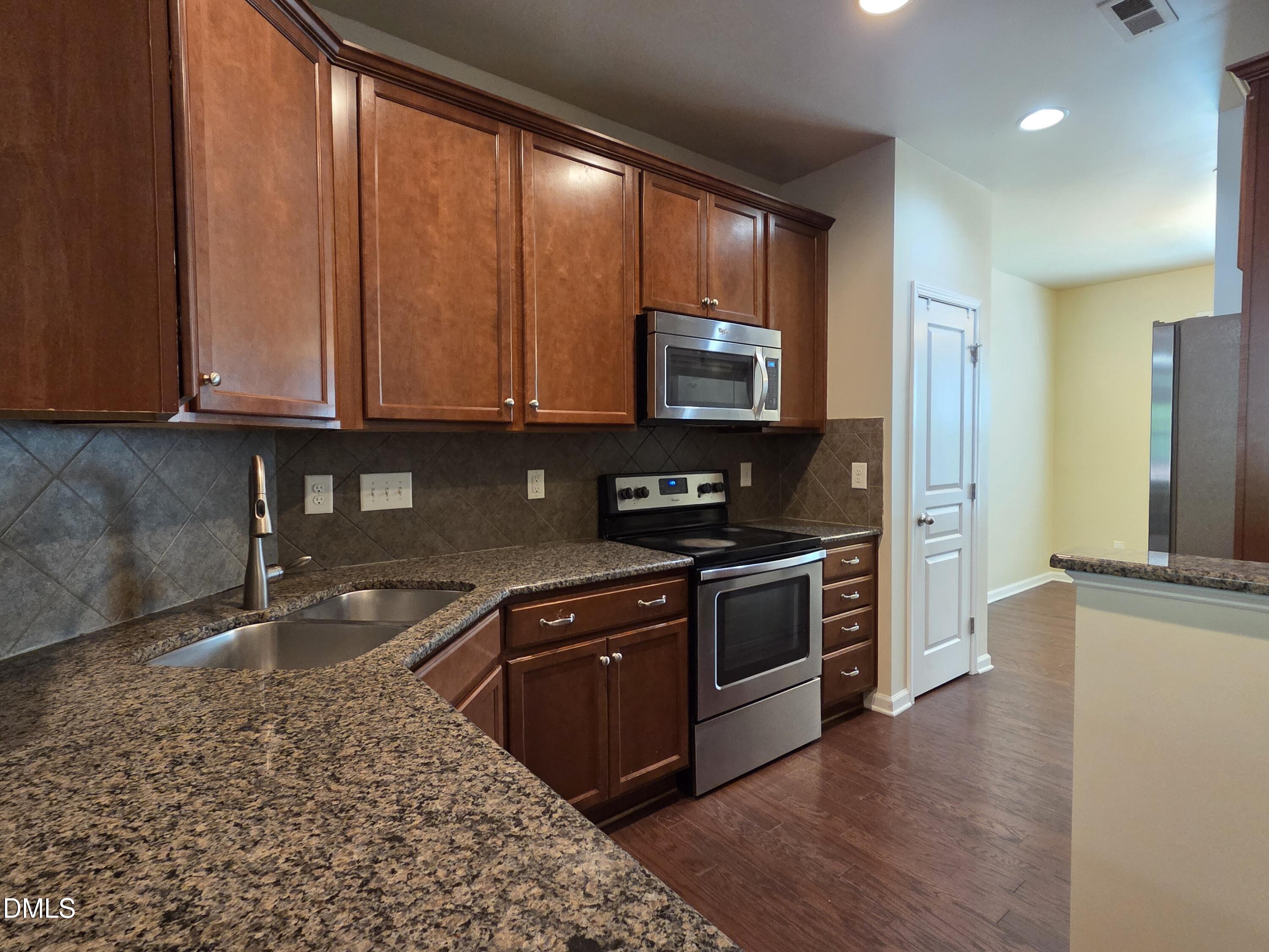202 Stockton Gorge Property Photo 12