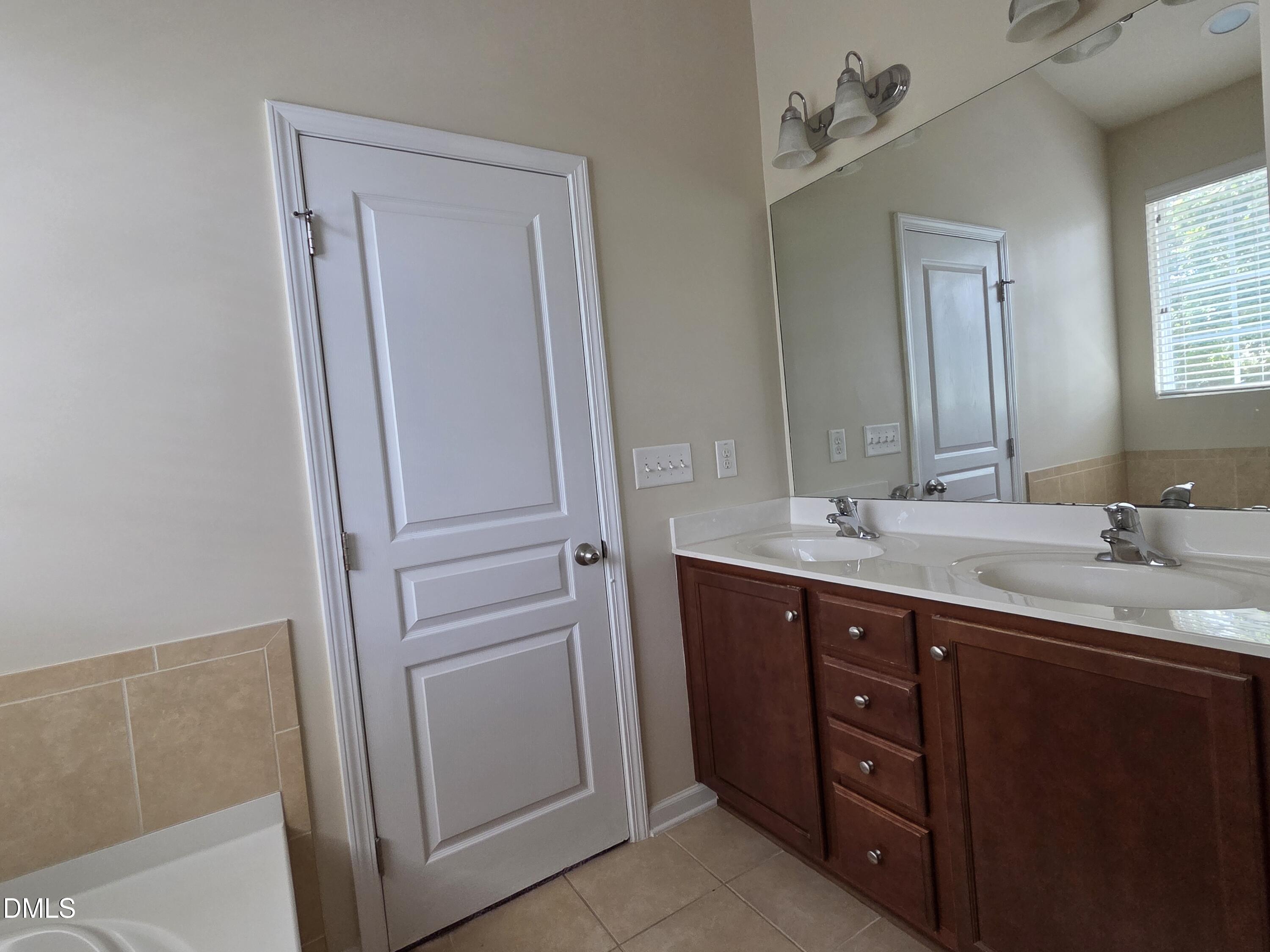 202 Stockton Gorge Property Photo 20