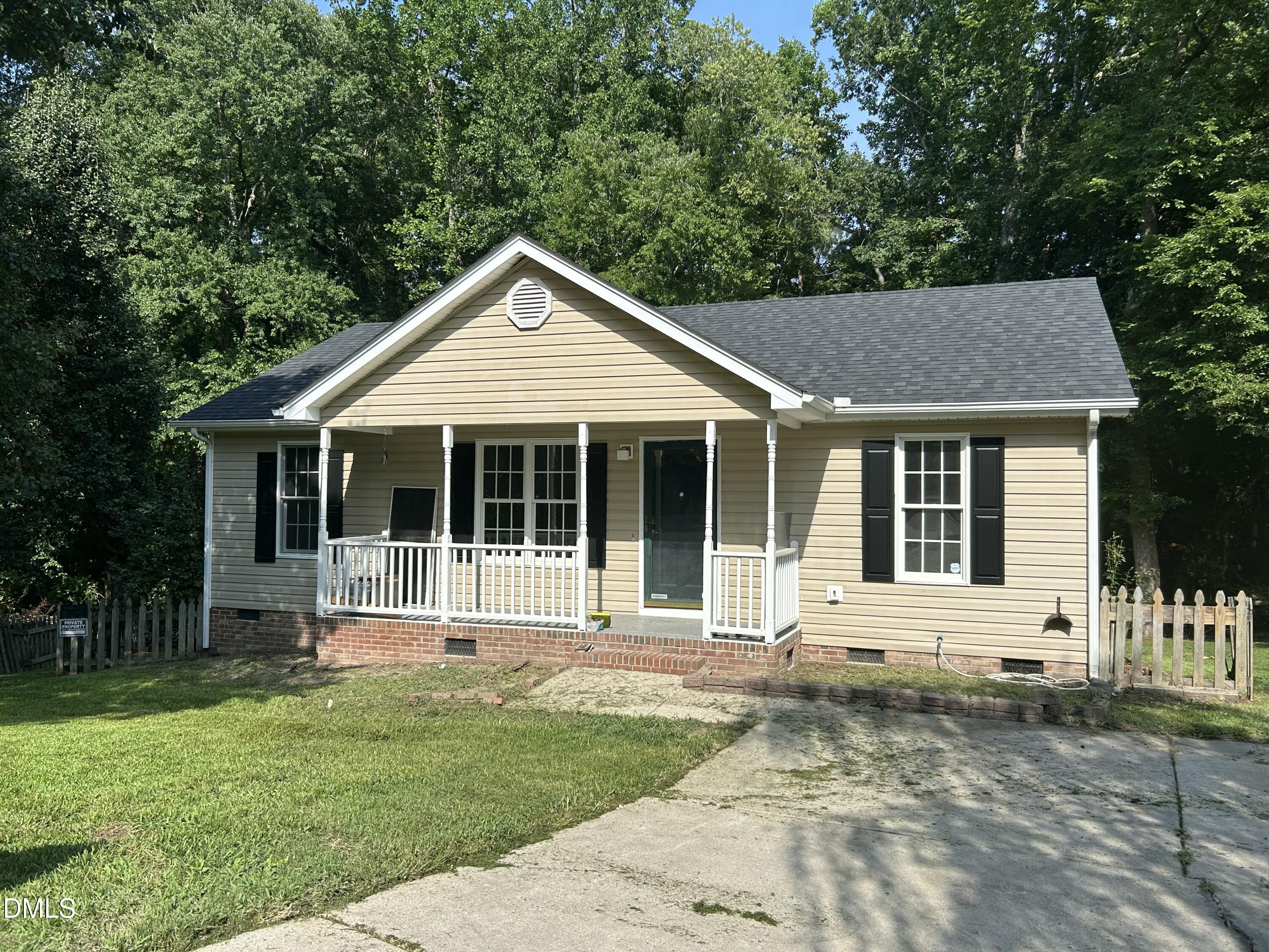 5728 Woof Place Property Photo 1