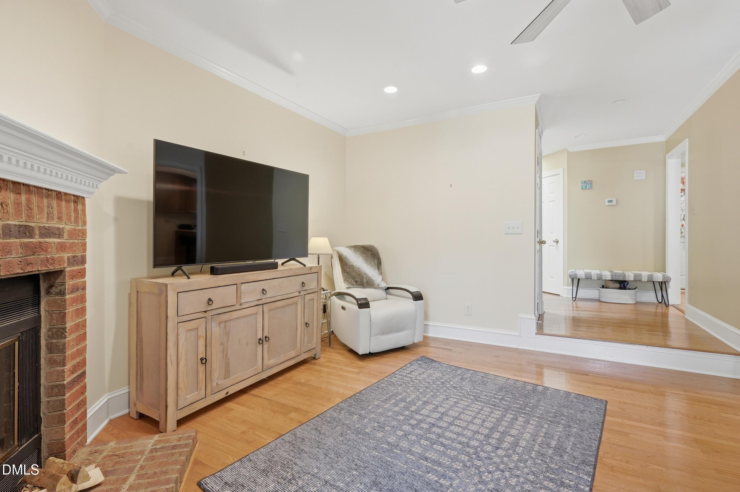7514 Wellesley Park S Property Photo 16