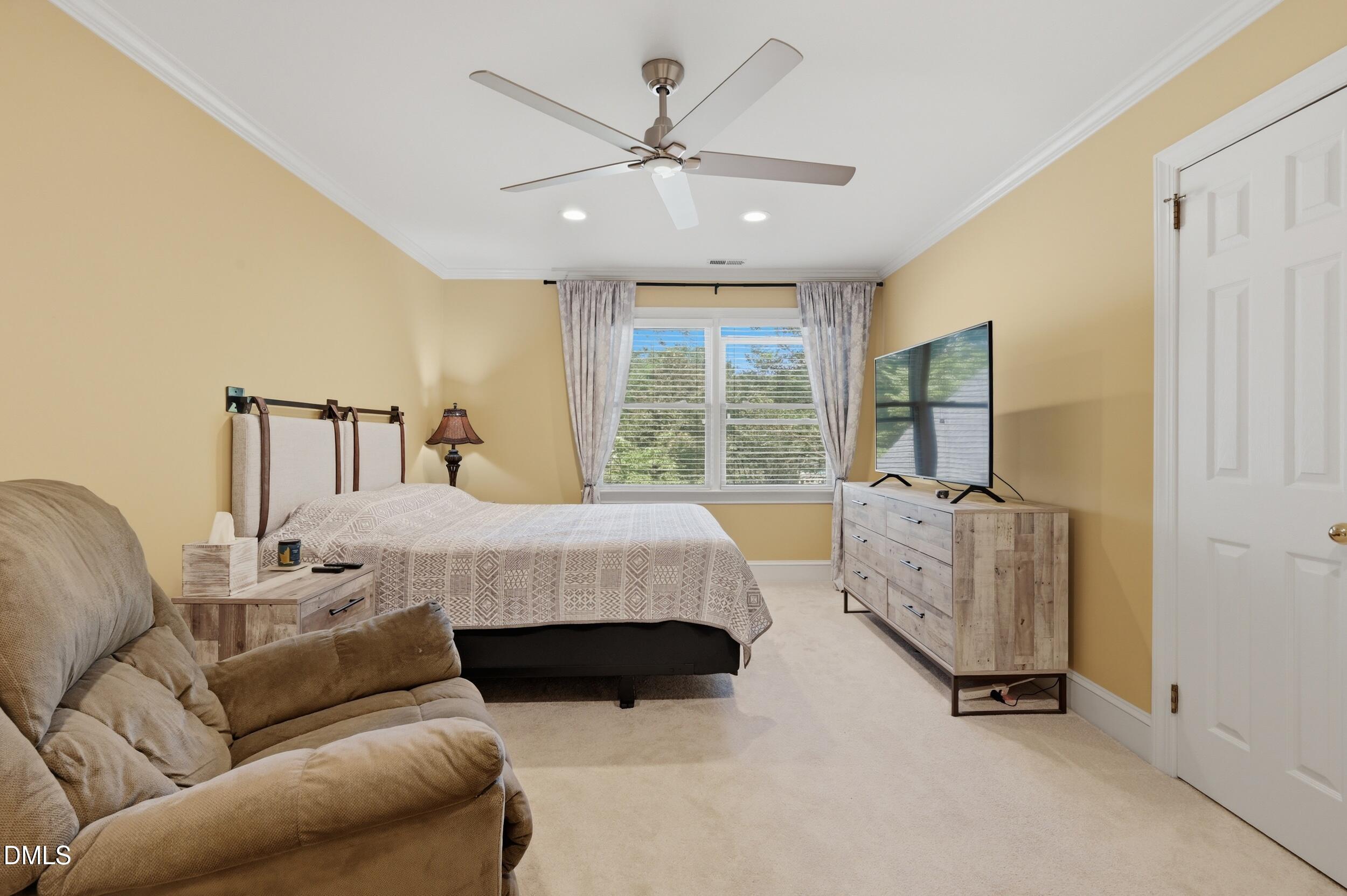 7514 Wellesley Park S Property Photo 22