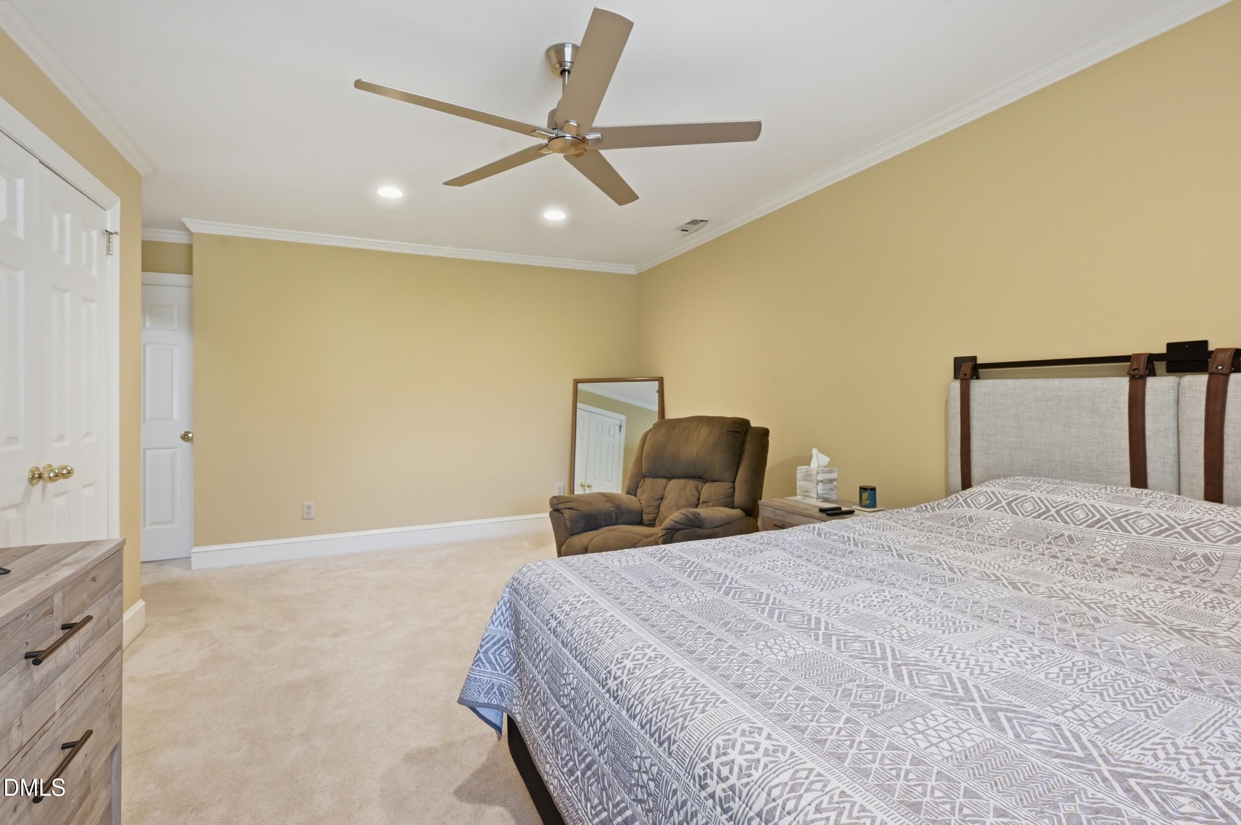 7514 Wellesley Park S Property Photo 23