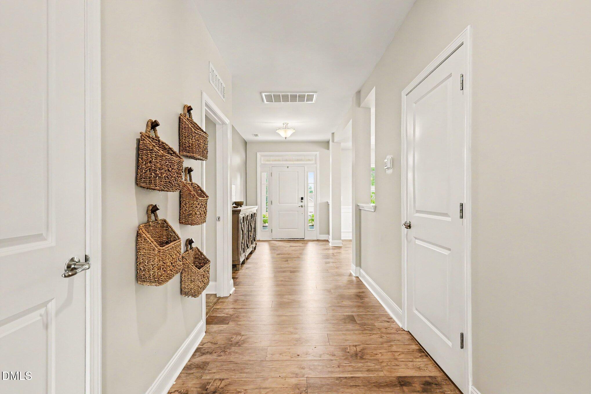 52 Heirloom Court Property Photo 5