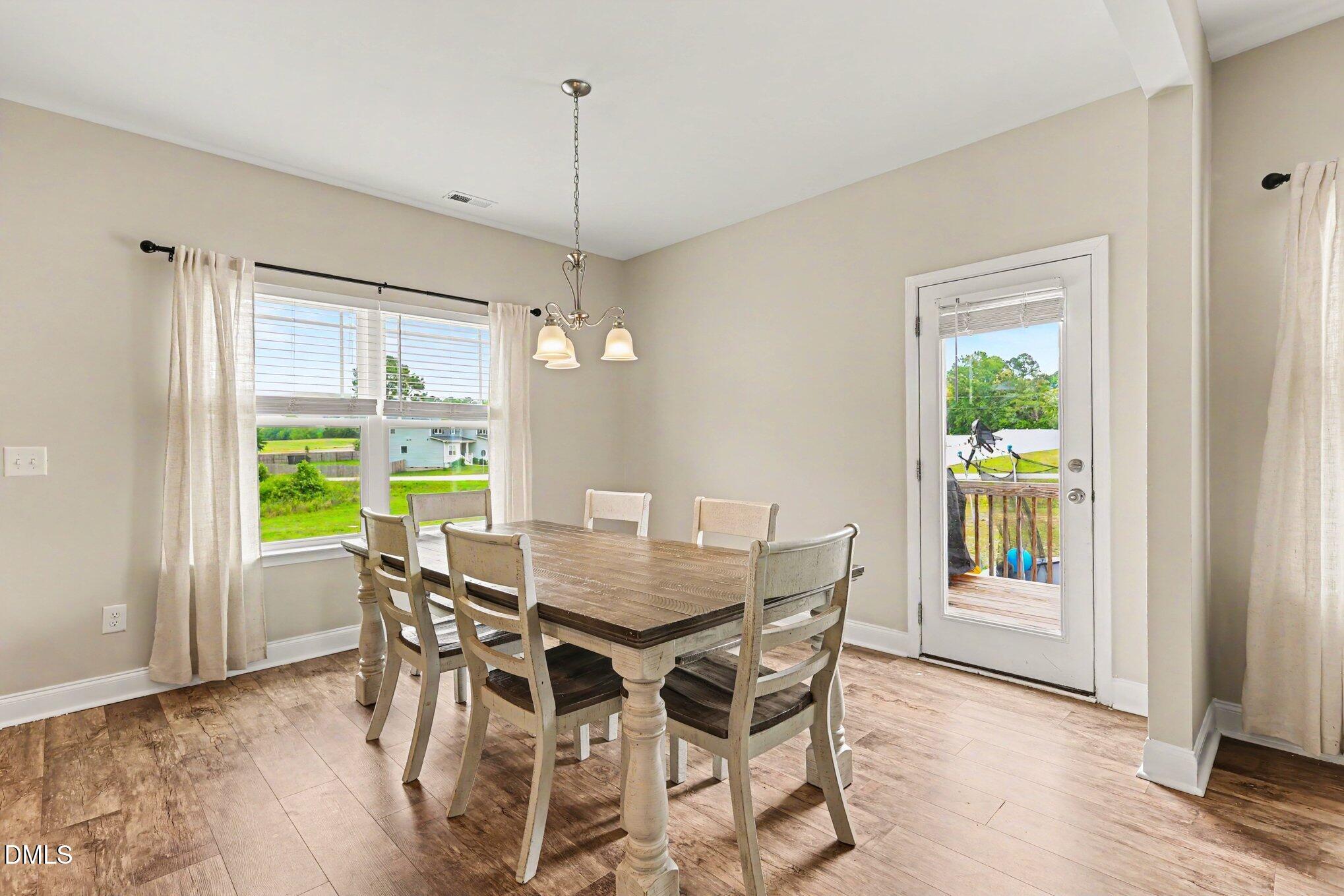 52 Heirloom Court Property Photo 7
