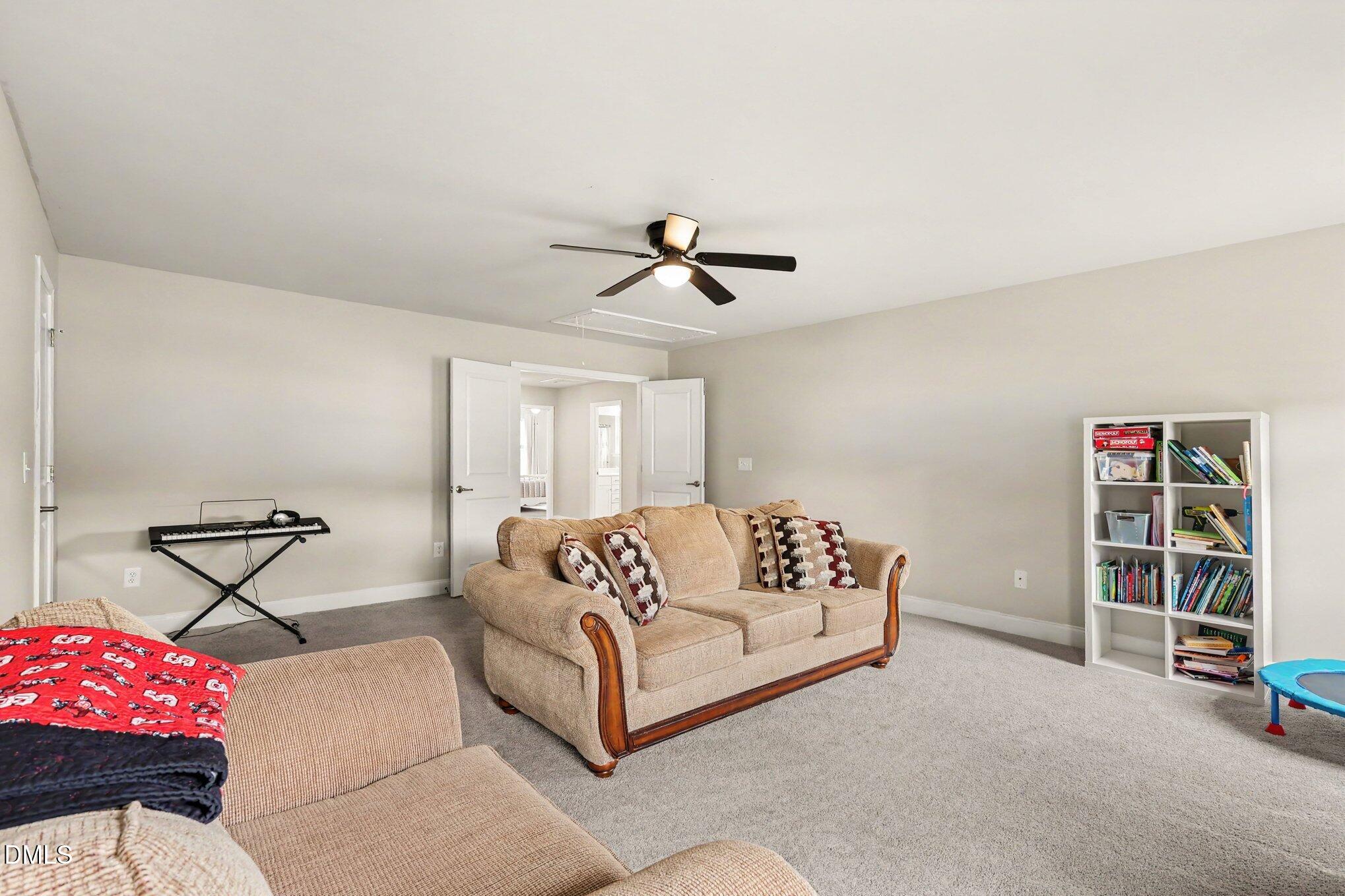 52 Heirloom Court Property Photo 23