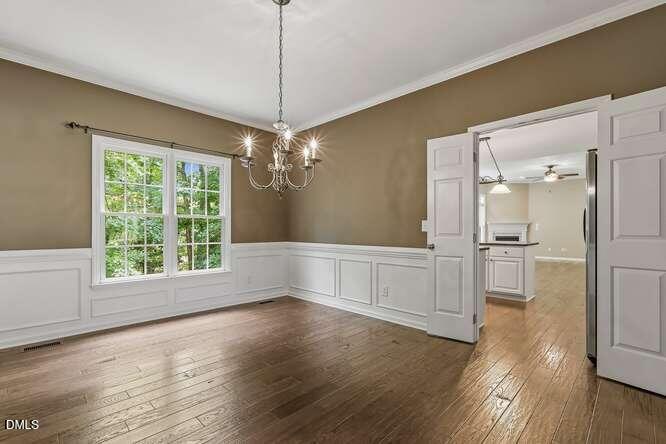 401 Peachtree Point Court Property Photo 11