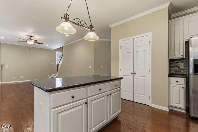 401 Peachtree Point Court Property Photo 19