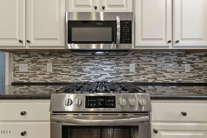 401 Peachtree Point Court Property Photo 20