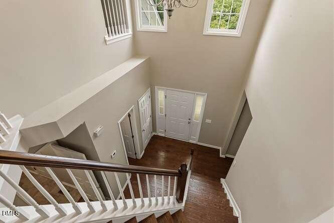 401 Peachtree Point Court Property Photo 27