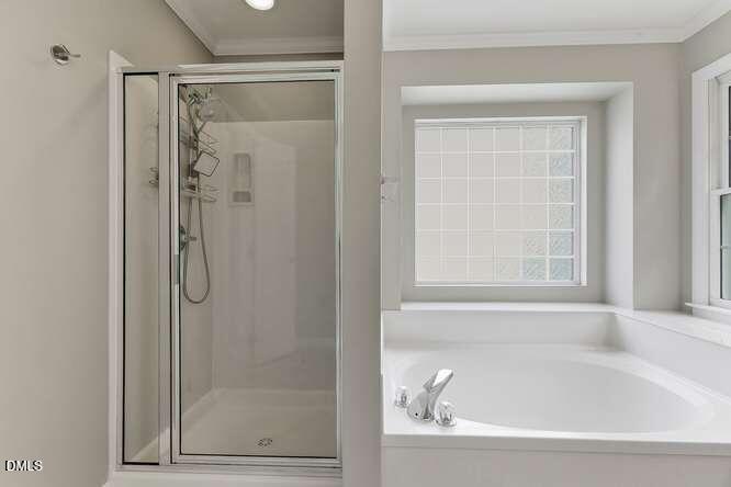 401 Peachtree Point Court Property Photo 33