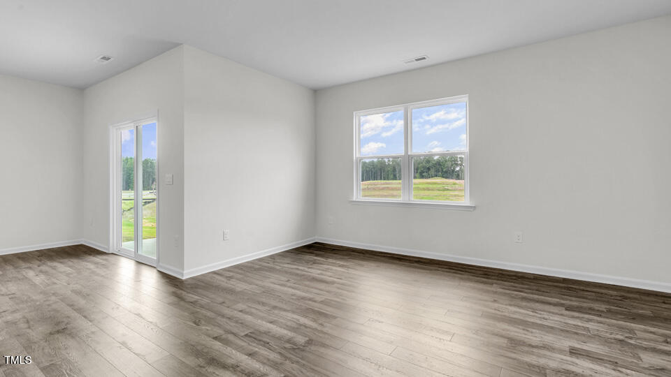 729 Sparkling Pear Drive Property Photo 12
