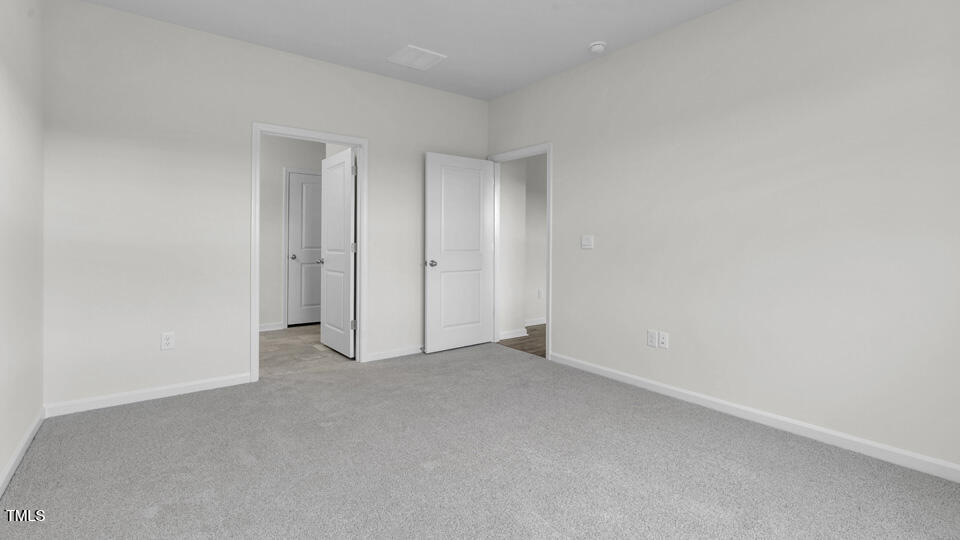 729 Sparkling Pear Drive Property Photo 14