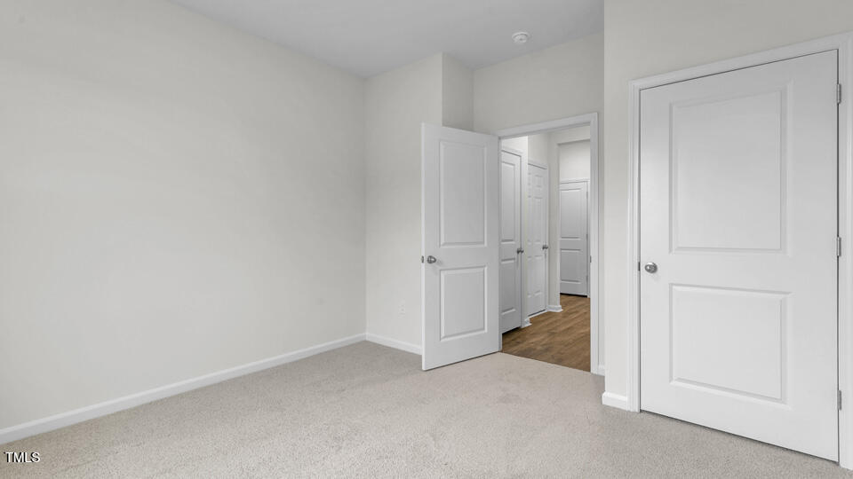 729 Sparkling Pear Drive Property Photo 16