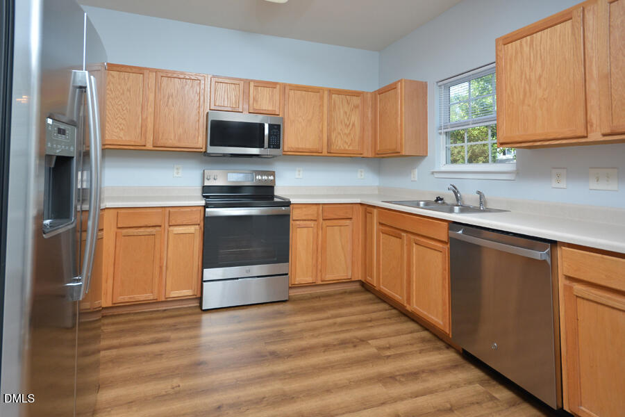 5008 Rainmaker Drive Property Photo 4