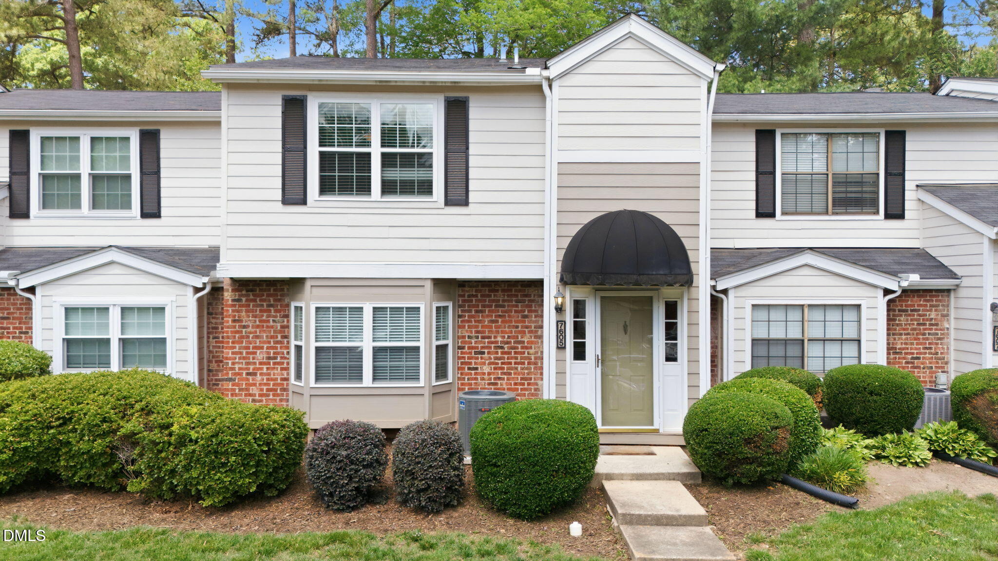 7605 Falcon Rest Circle Property Photo 1