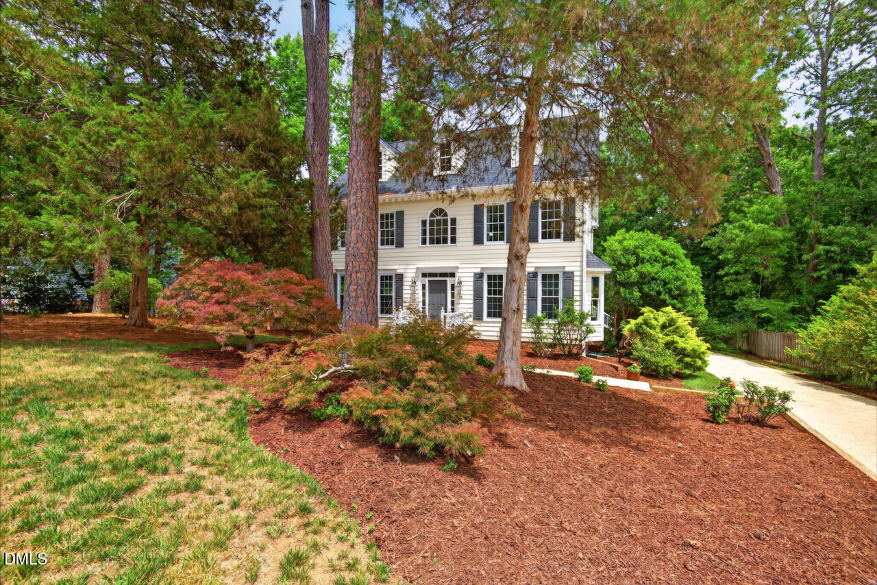 10 Altmont Court Property Photo 1