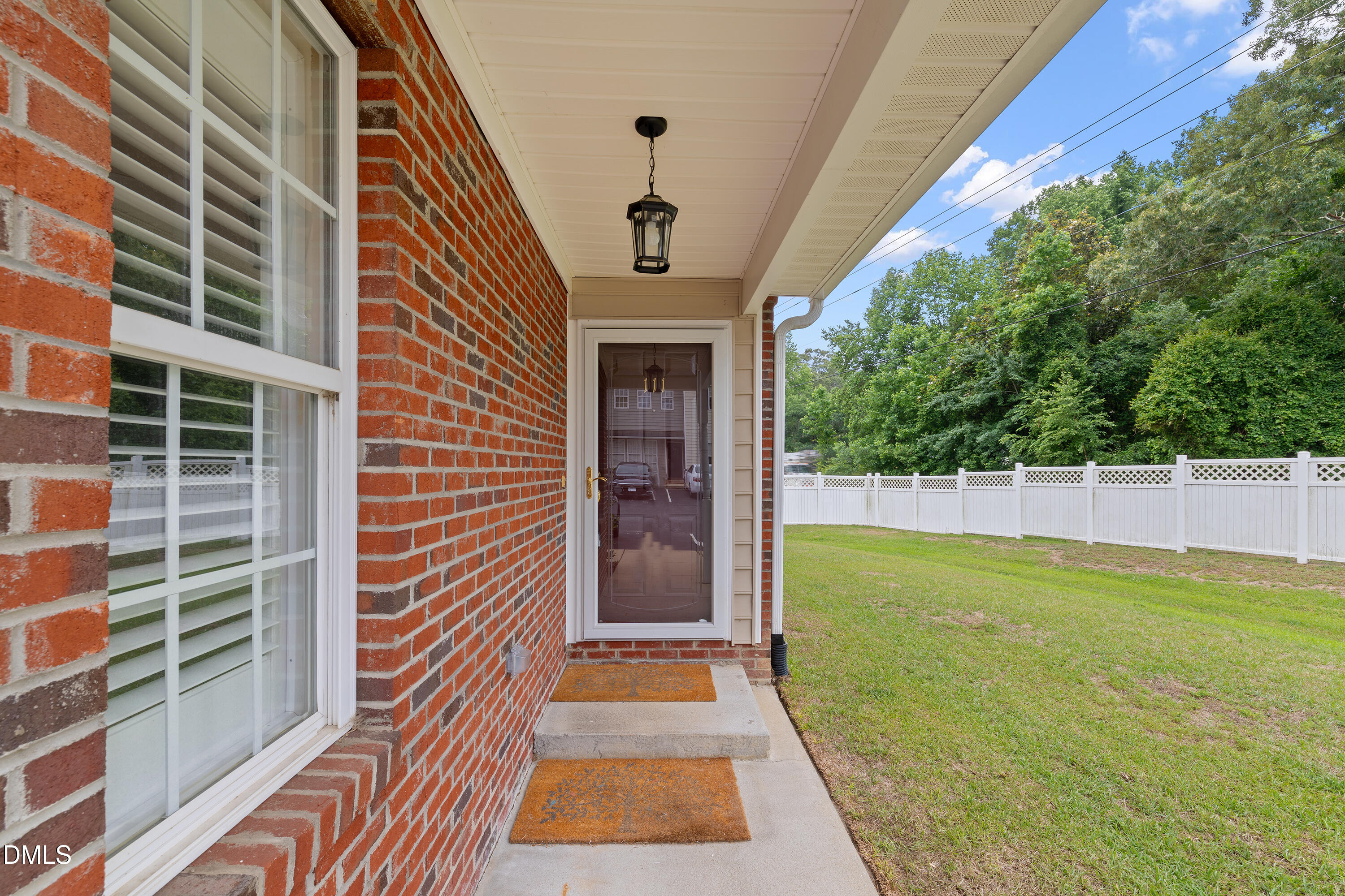705 Glen Road Apt 111 Property Photo 3