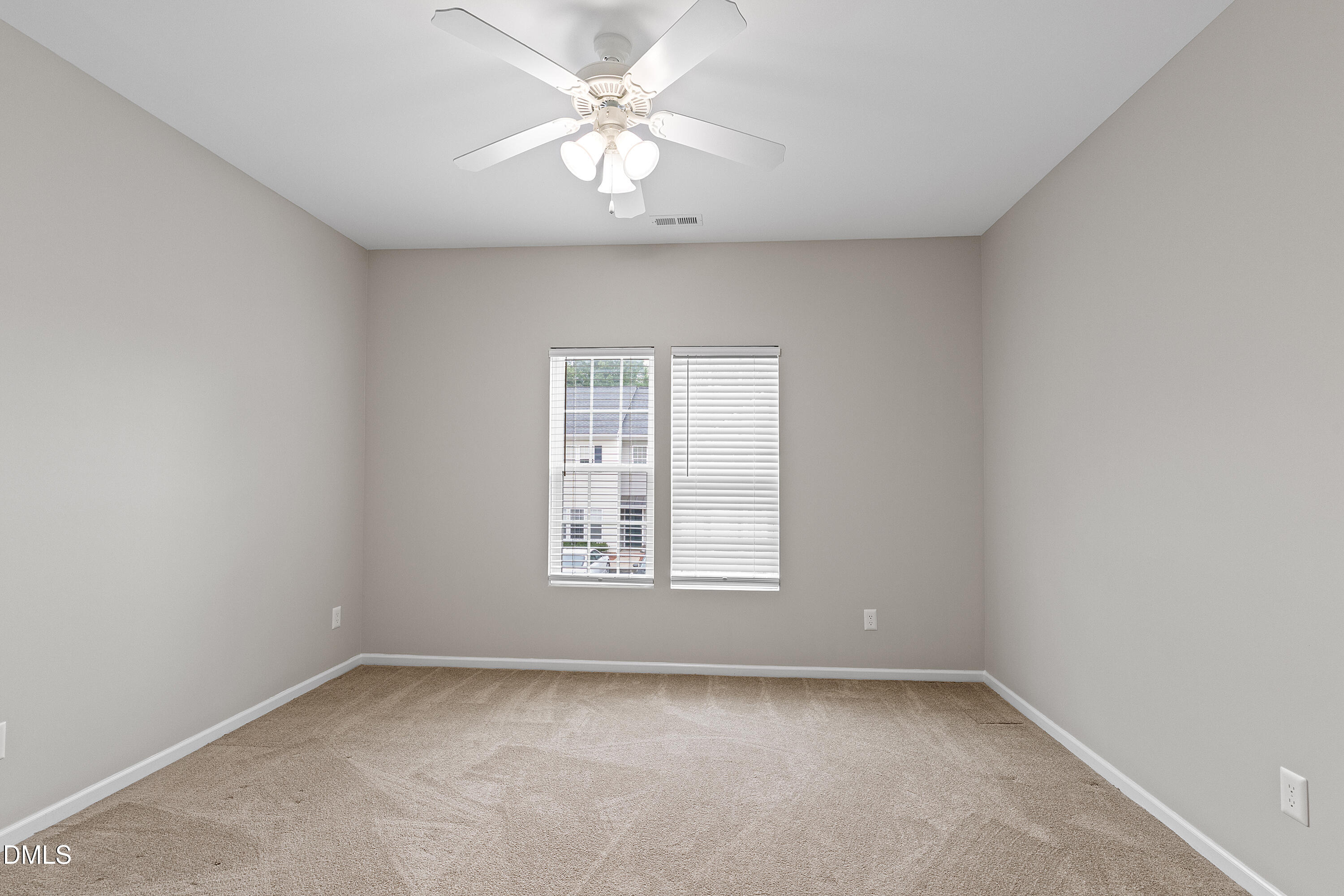 705 Glen Road Apt 111 Property Photo 27
