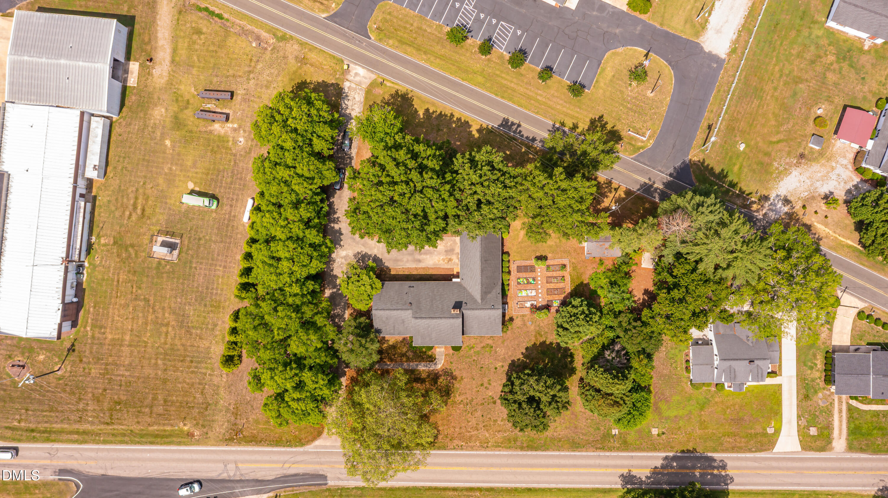 8008 N Carolina 39 Highway S Property Photo 52