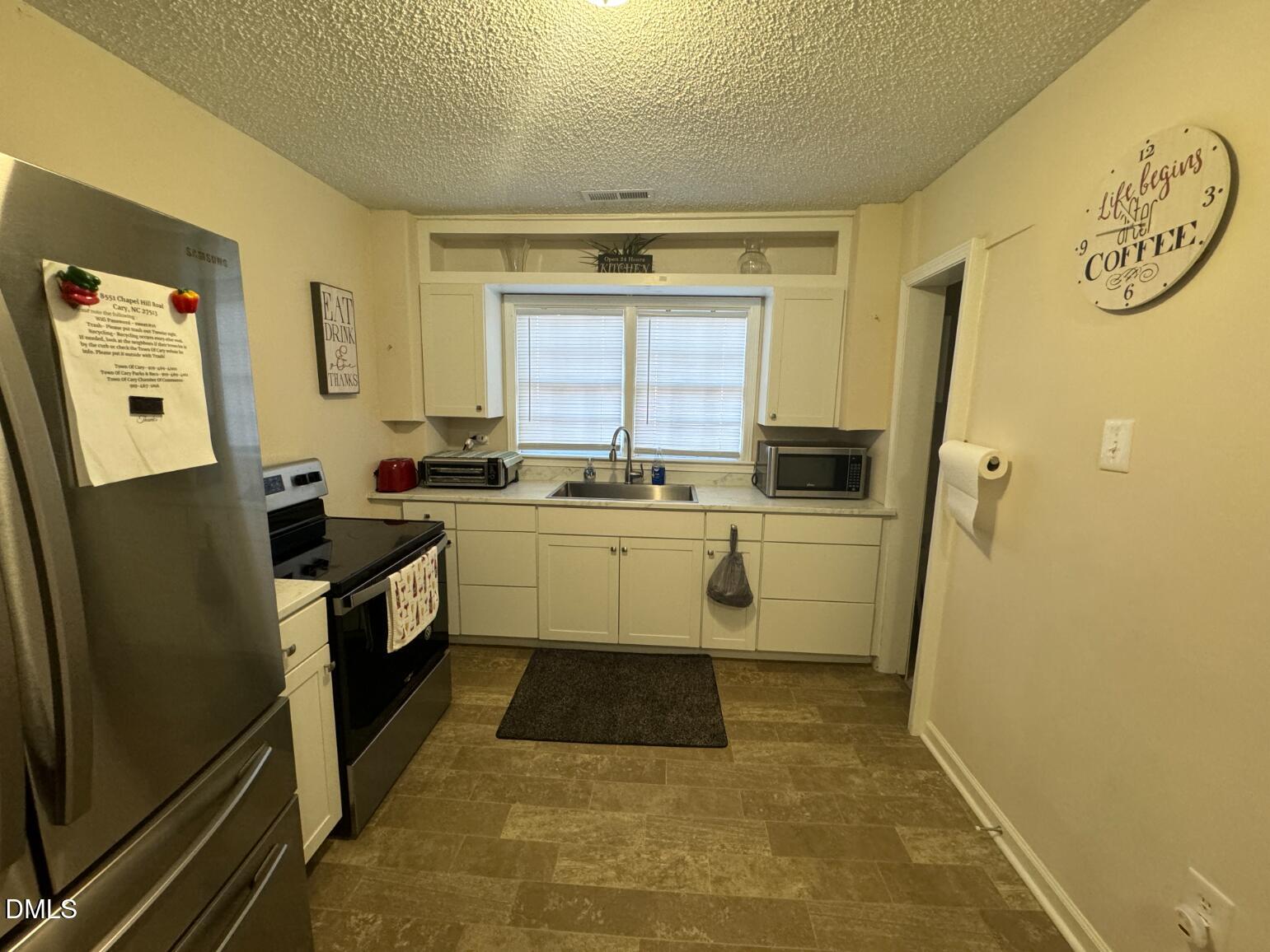 8551 Chapel Hill Road Property Photo 2