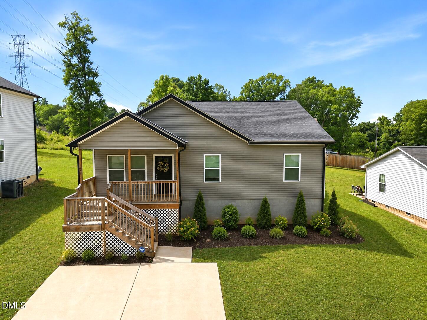 1467 Pollard Avenue Property Photo 1
